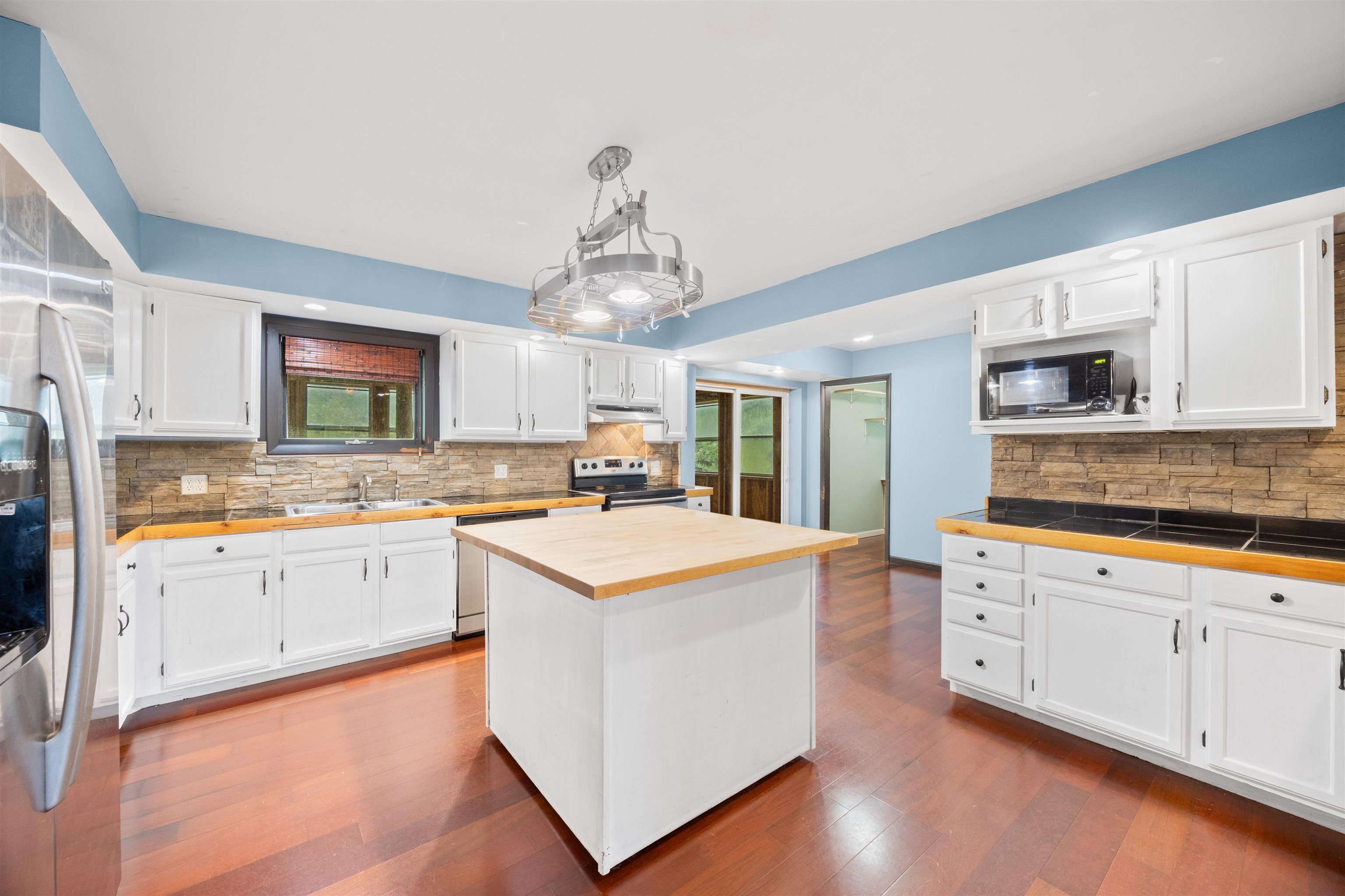 1508 STATE HIGHWAY 66 WEST, Stevens Point, Wisconsin 54481, 3 Bedrooms Bedrooms, ,2 BathroomsBathrooms,Residential,For Sale,1508 STATE HIGHWAY 66 WEST,22604407