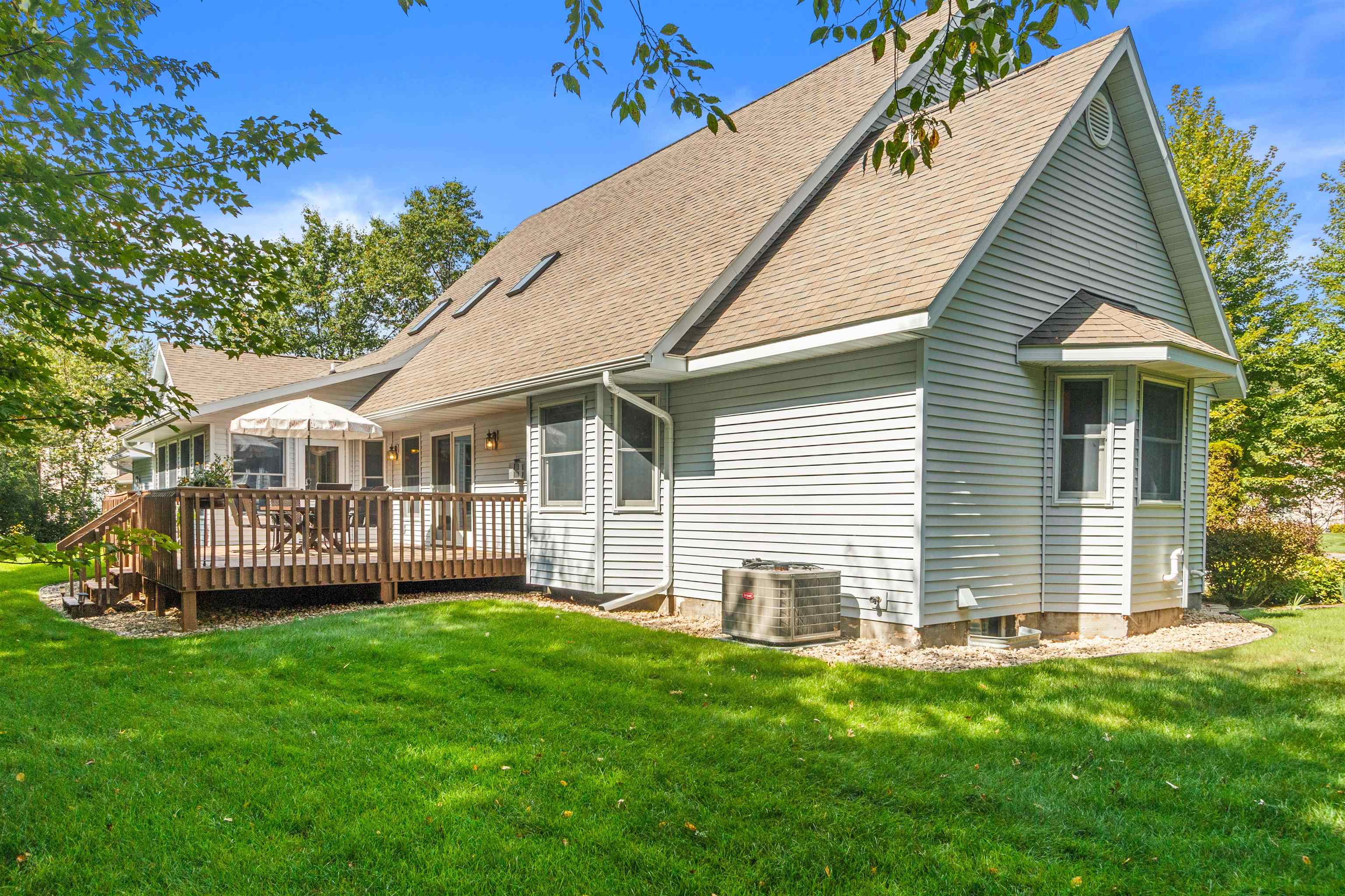 5509 ELMWOOD AVENUE, Stevens Point, Wisconsin 54482, 4 Bedrooms Bedrooms, ,3 BathroomsBathrooms,Residential,For Sale,5509 ELMWOOD AVENUE,22604410