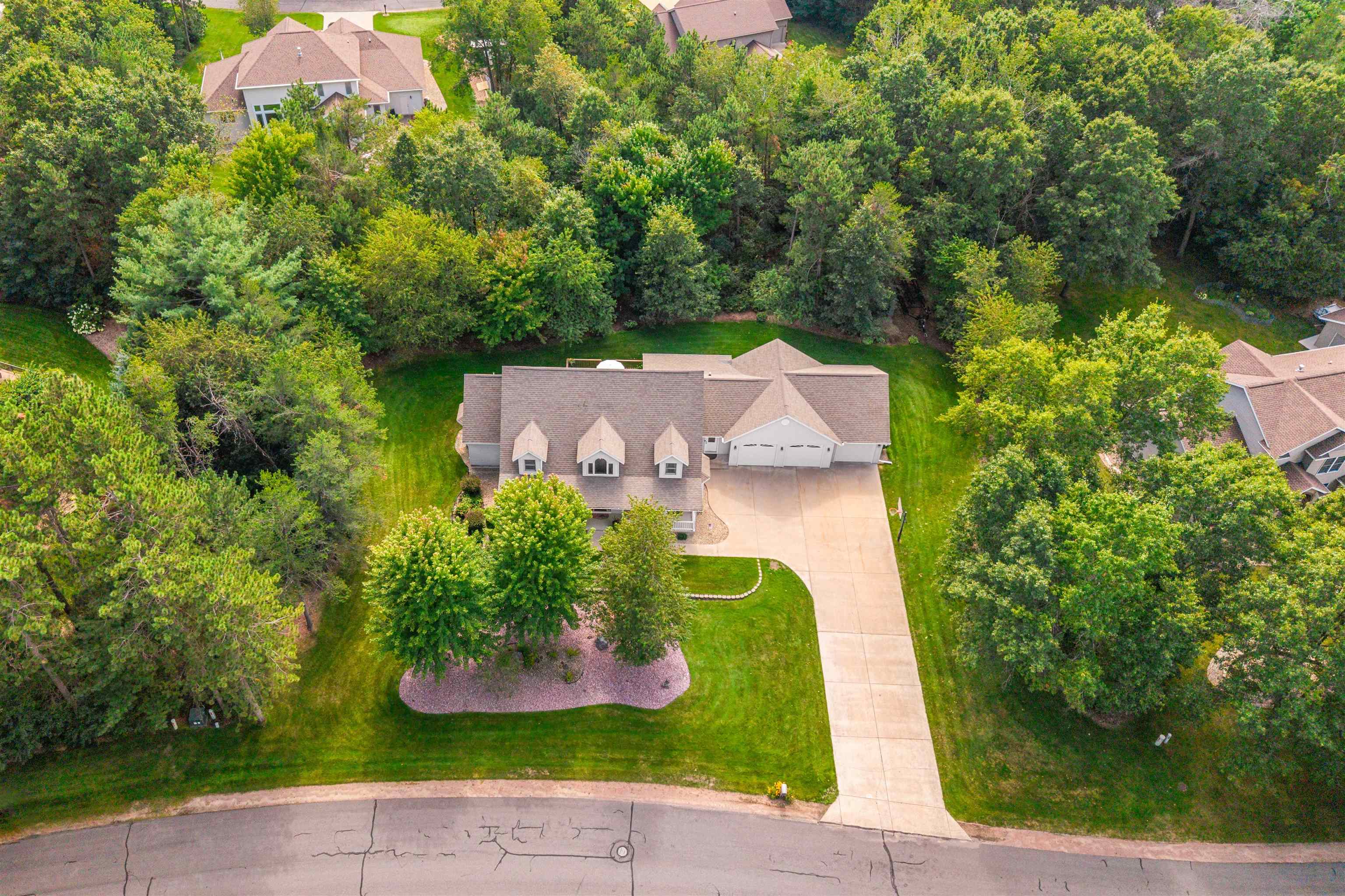 5509 ELMWOOD AVENUE, Stevens Point, Wisconsin 54482, 4 Bedrooms Bedrooms, ,3 BathroomsBathrooms,Residential,For Sale,5509 ELMWOOD AVENUE,22604410