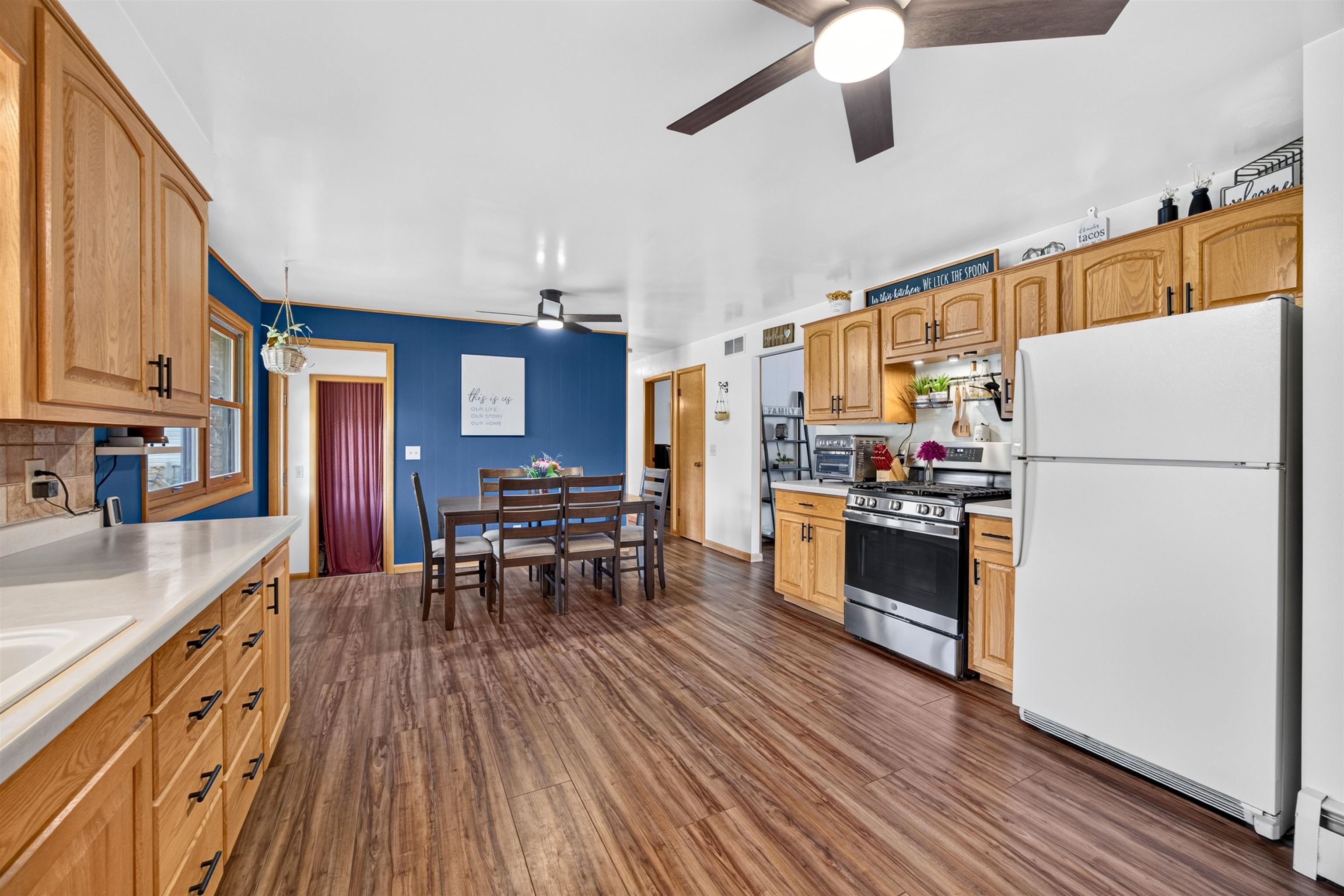3300 ALGOMA STREET, Stevens Point, Wisconsin 54481, 3 Bedrooms Bedrooms, ,1 BathroomBathrooms,Residential,For Sale,3300 ALGOMA STREET,22604418