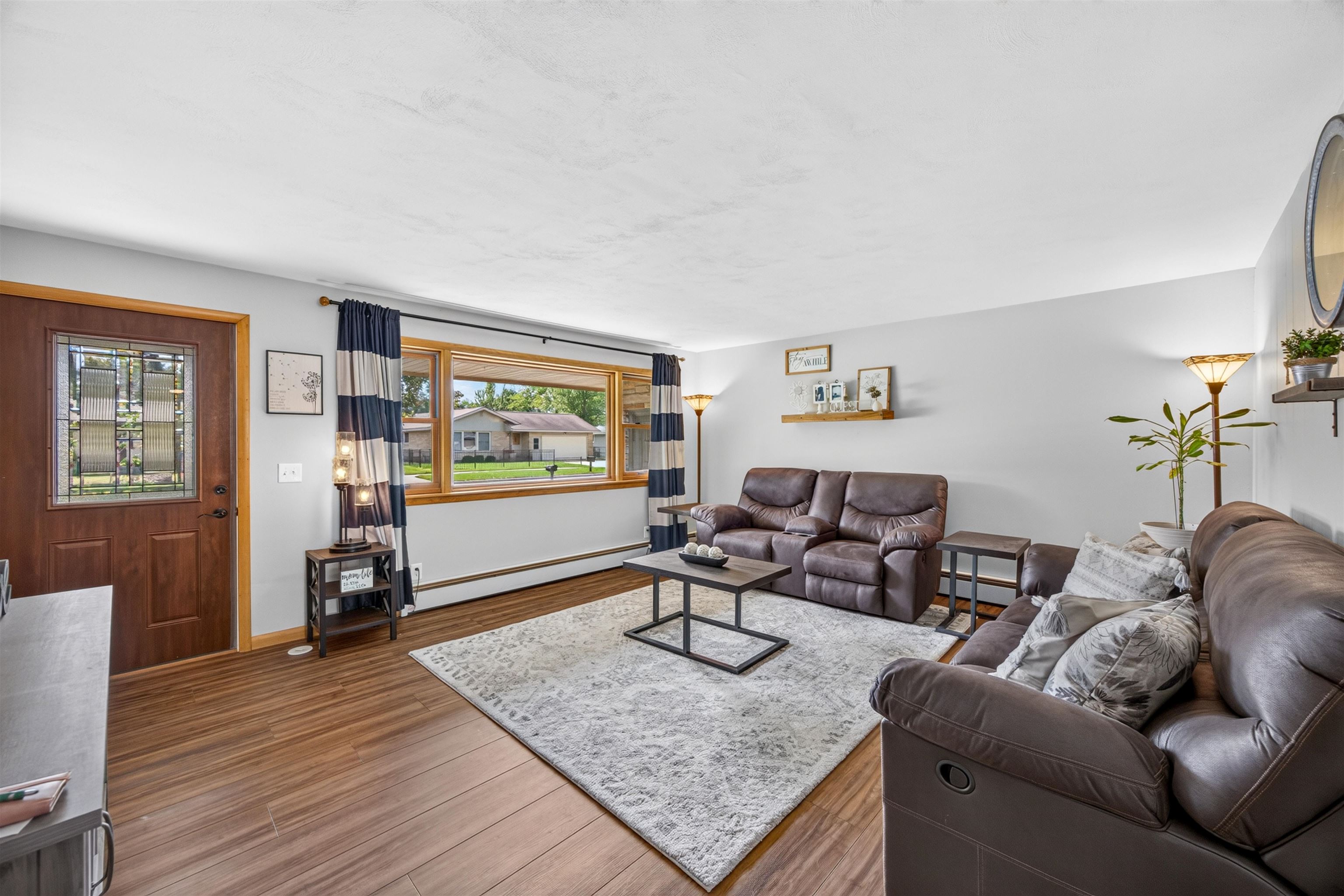 3300 ALGOMA STREET, Stevens Point, Wisconsin 54481, 3 Bedrooms Bedrooms, ,1 BathroomBathrooms,Residential,For Sale,3300 ALGOMA STREET,22604418