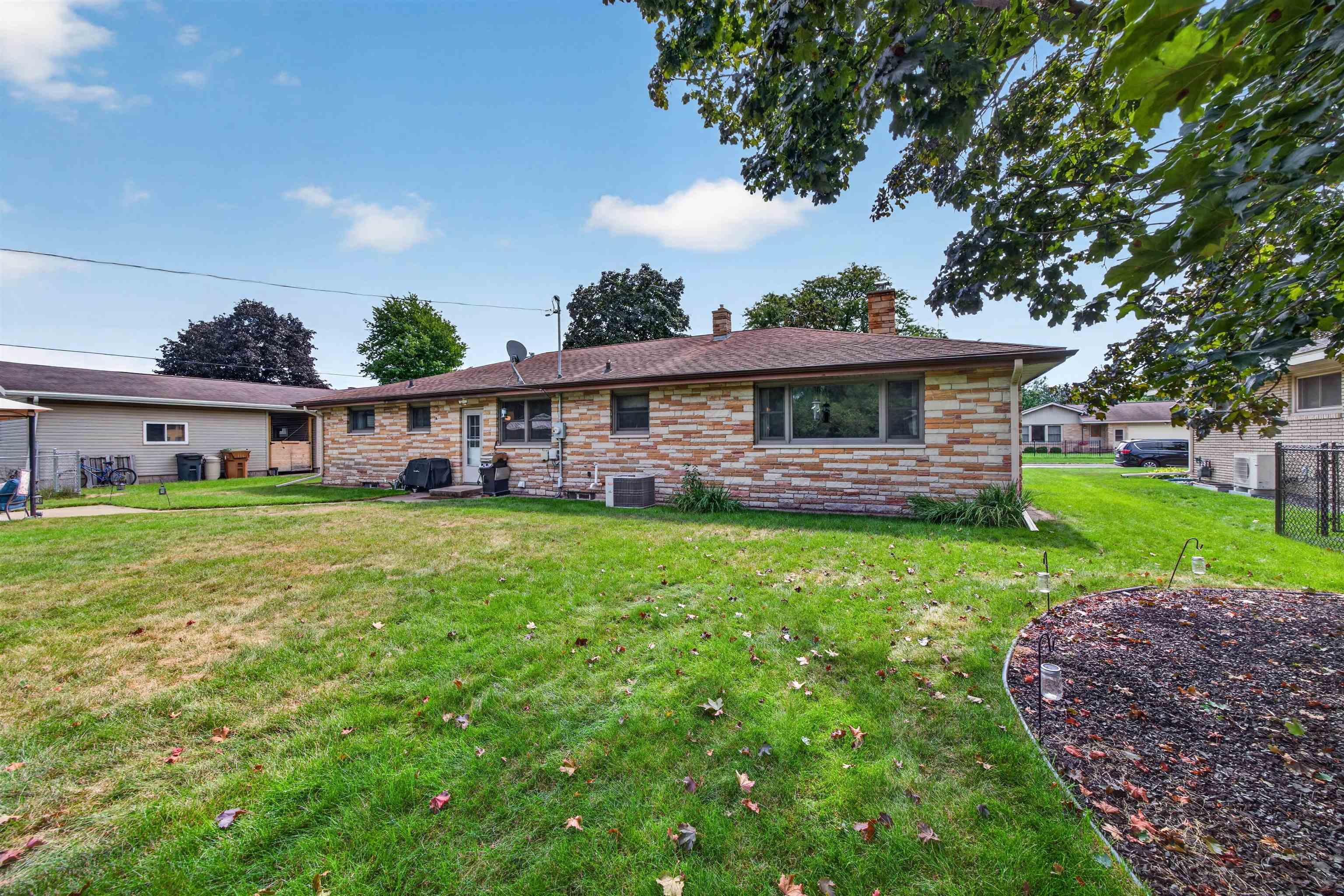 3300 ALGOMA STREET, Stevens Point, Wisconsin 54481, 3 Bedrooms Bedrooms, ,1 BathroomBathrooms,Residential,For Sale,3300 ALGOMA STREET,22604418