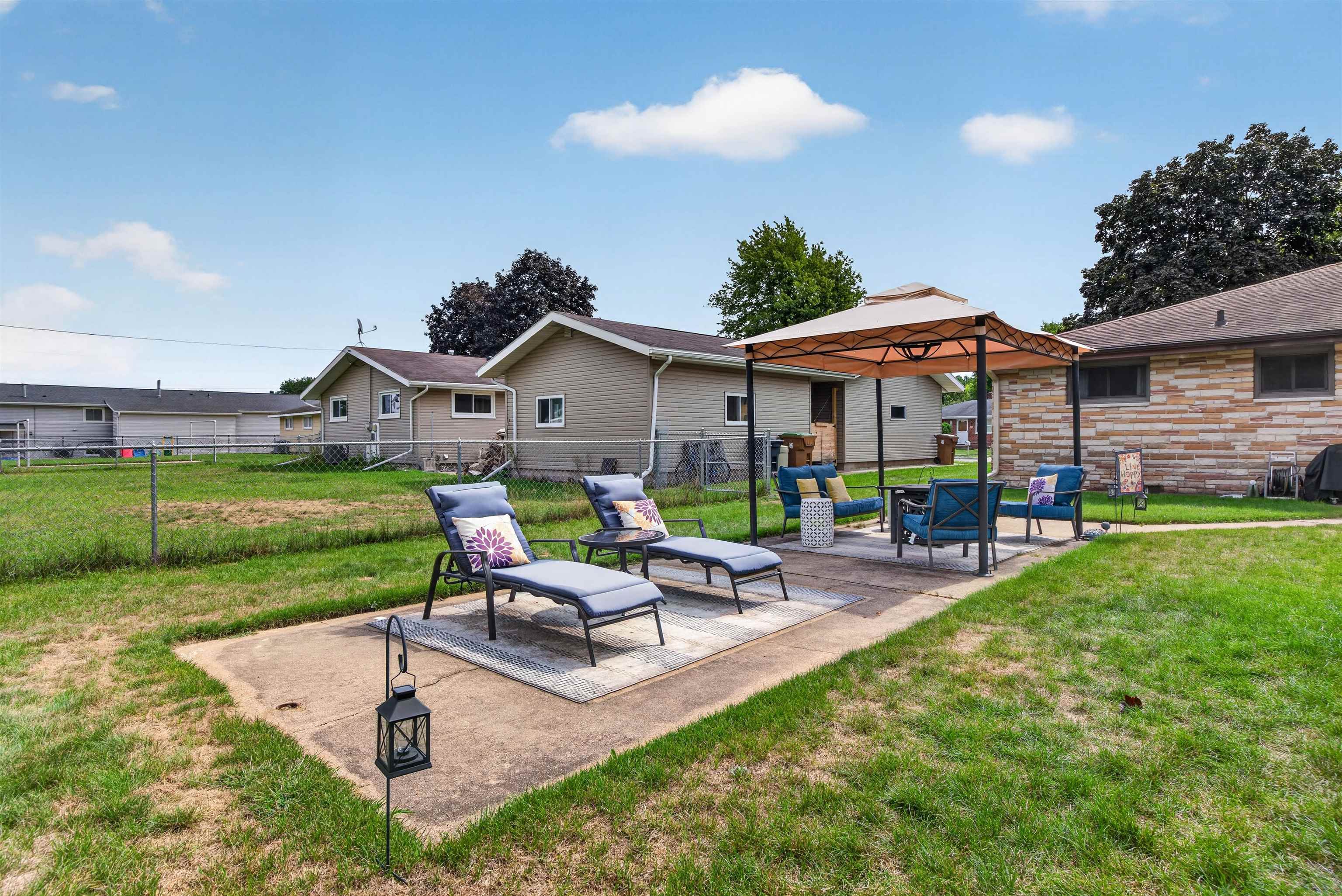 3300 ALGOMA STREET, Stevens Point, Wisconsin 54481, 3 Bedrooms Bedrooms, ,1 BathroomBathrooms,Residential,For Sale,3300 ALGOMA STREET,22604418