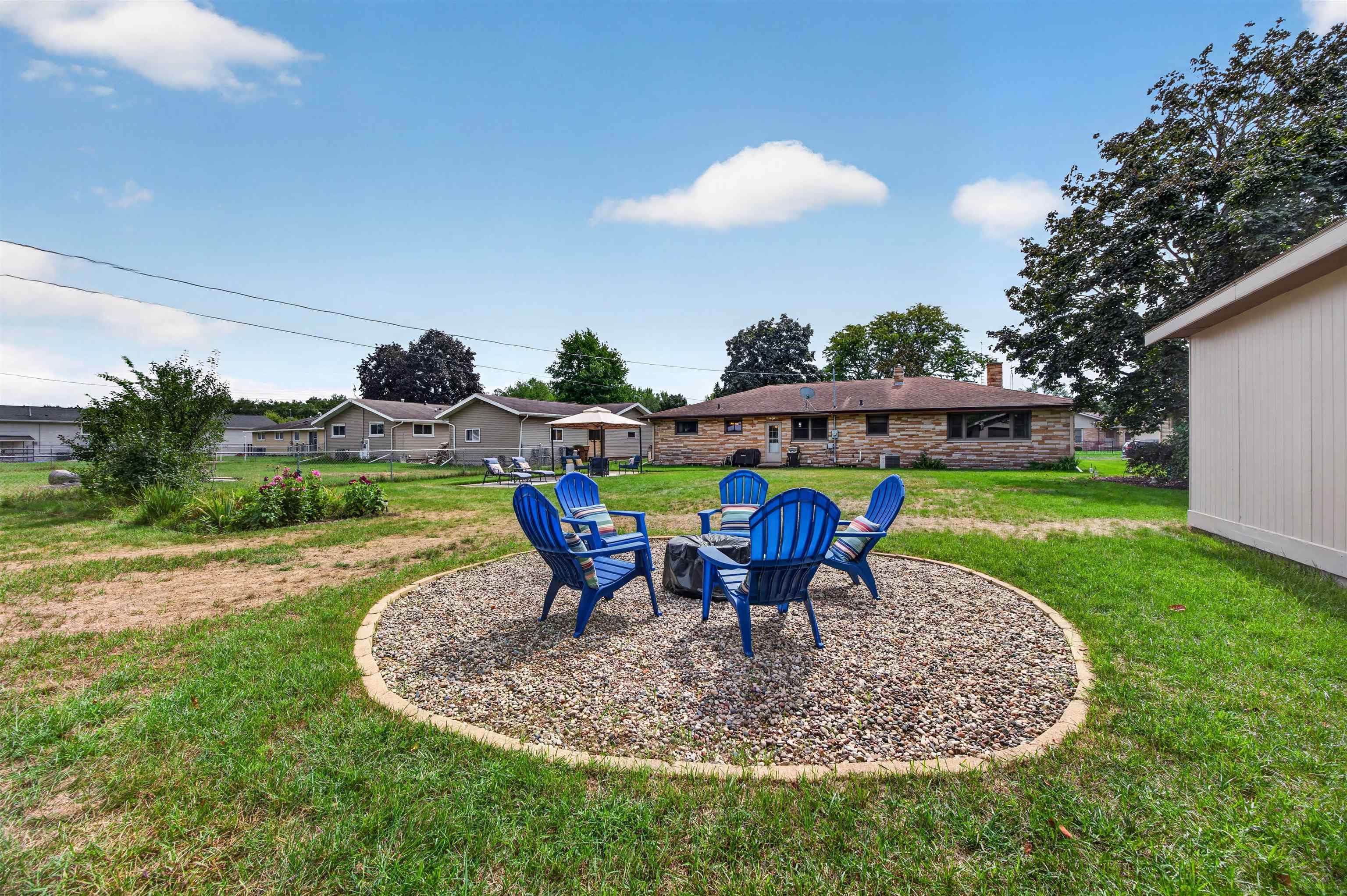 3300 ALGOMA STREET, Stevens Point, Wisconsin 54481, 3 Bedrooms Bedrooms, ,1 BathroomBathrooms,Residential,For Sale,3300 ALGOMA STREET,22604418