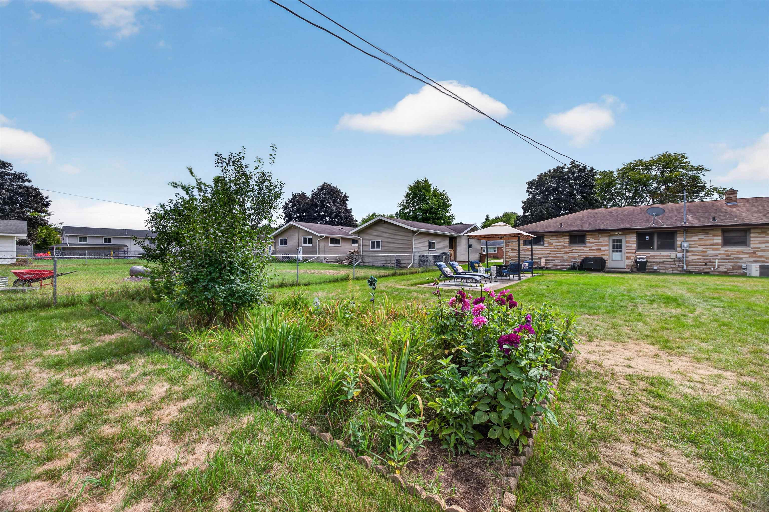 3300 ALGOMA STREET, Stevens Point, Wisconsin 54481, 3 Bedrooms Bedrooms, ,1 BathroomBathrooms,Residential,For Sale,3300 ALGOMA STREET,22604418
