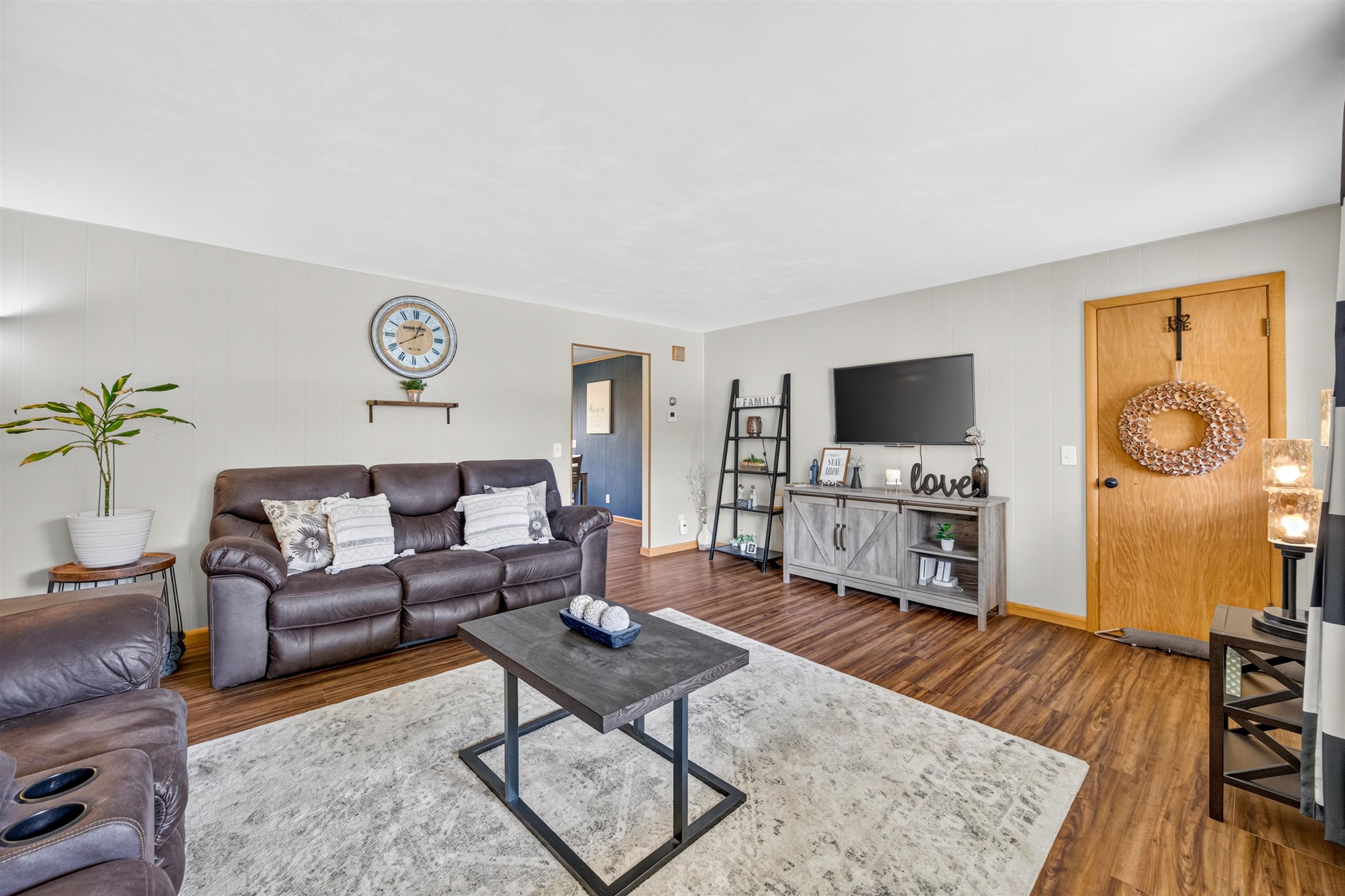 3300 ALGOMA STREET, Stevens Point, Wisconsin 54481, 3 Bedrooms Bedrooms, ,1 BathroomBathrooms,Residential,For Sale,3300 ALGOMA STREET,22604418