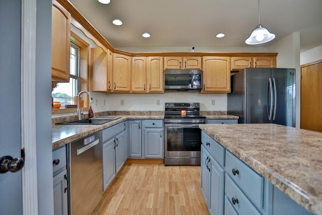 2221 CONESTOGA LANE, Kronenwetter, Wisconsin 54455, 4 Bedrooms Bedrooms, ,3 BathroomsBathrooms,Residential,For Sale,2221 CONESTOGA LANE,22604419