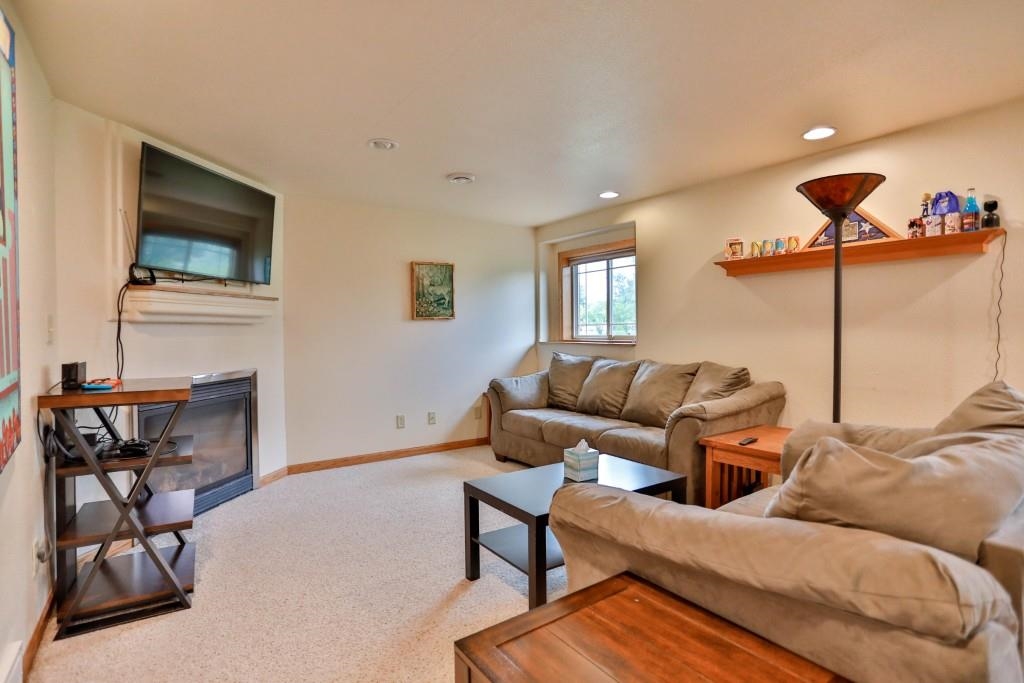 2221 CONESTOGA LANE, Kronenwetter, Wisconsin 54455, 4 Bedrooms Bedrooms, ,3 BathroomsBathrooms,Residential,For Sale,2221 CONESTOGA LANE,22604419