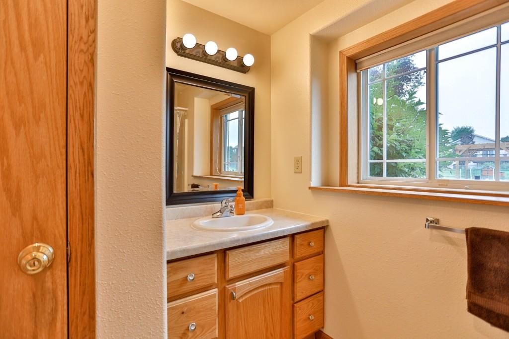 2221 CONESTOGA LANE, Kronenwetter, Wisconsin 54455, 4 Bedrooms Bedrooms, ,3 BathroomsBathrooms,Residential,For Sale,2221 CONESTOGA LANE,22604419