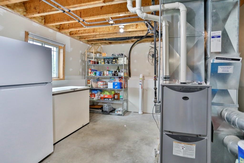 2221 CONESTOGA LANE, Kronenwetter, Wisconsin 54455, 4 Bedrooms Bedrooms, ,3 BathroomsBathrooms,Residential,For Sale,2221 CONESTOGA LANE,22604419