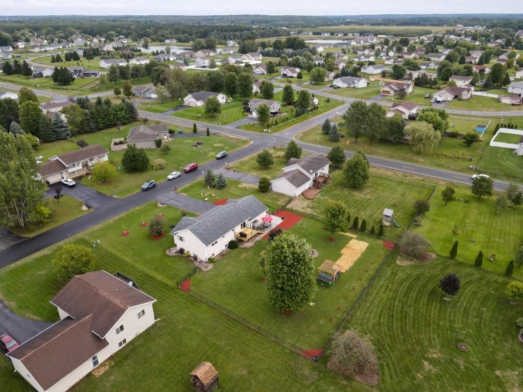 2221 CONESTOGA LANE, Kronenwetter, Wisconsin 54455, 4 Bedrooms Bedrooms, ,3 BathroomsBathrooms,Residential,For Sale,2221 CONESTOGA LANE,22604419