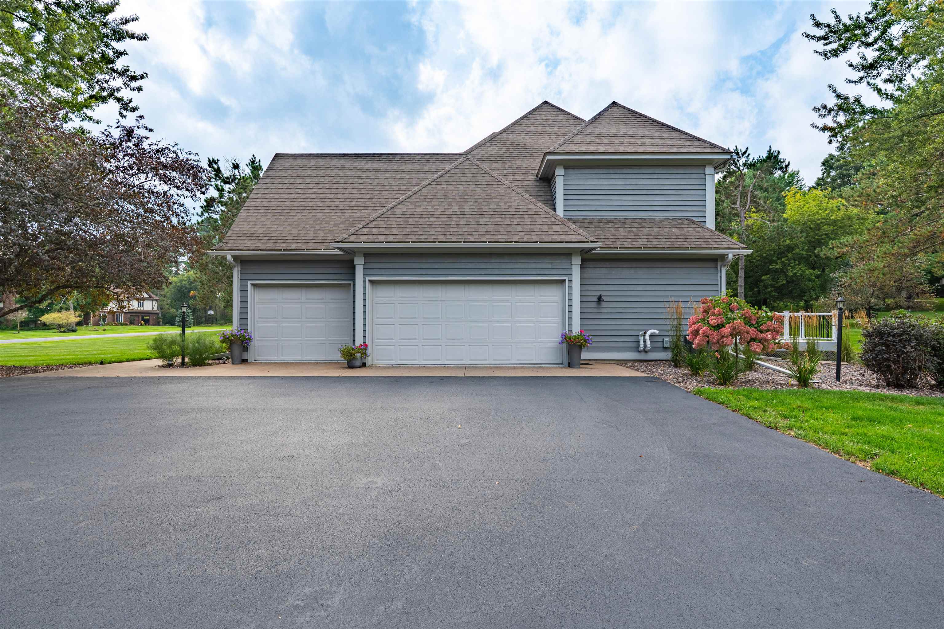 145598 WALDEN BOULEVARD, Wausau, Wisconsin 54401, 5 Bedrooms Bedrooms, ,3 BathroomsBathrooms,Residential,For Sale,145598 WALDEN BOULEVARD,22604420