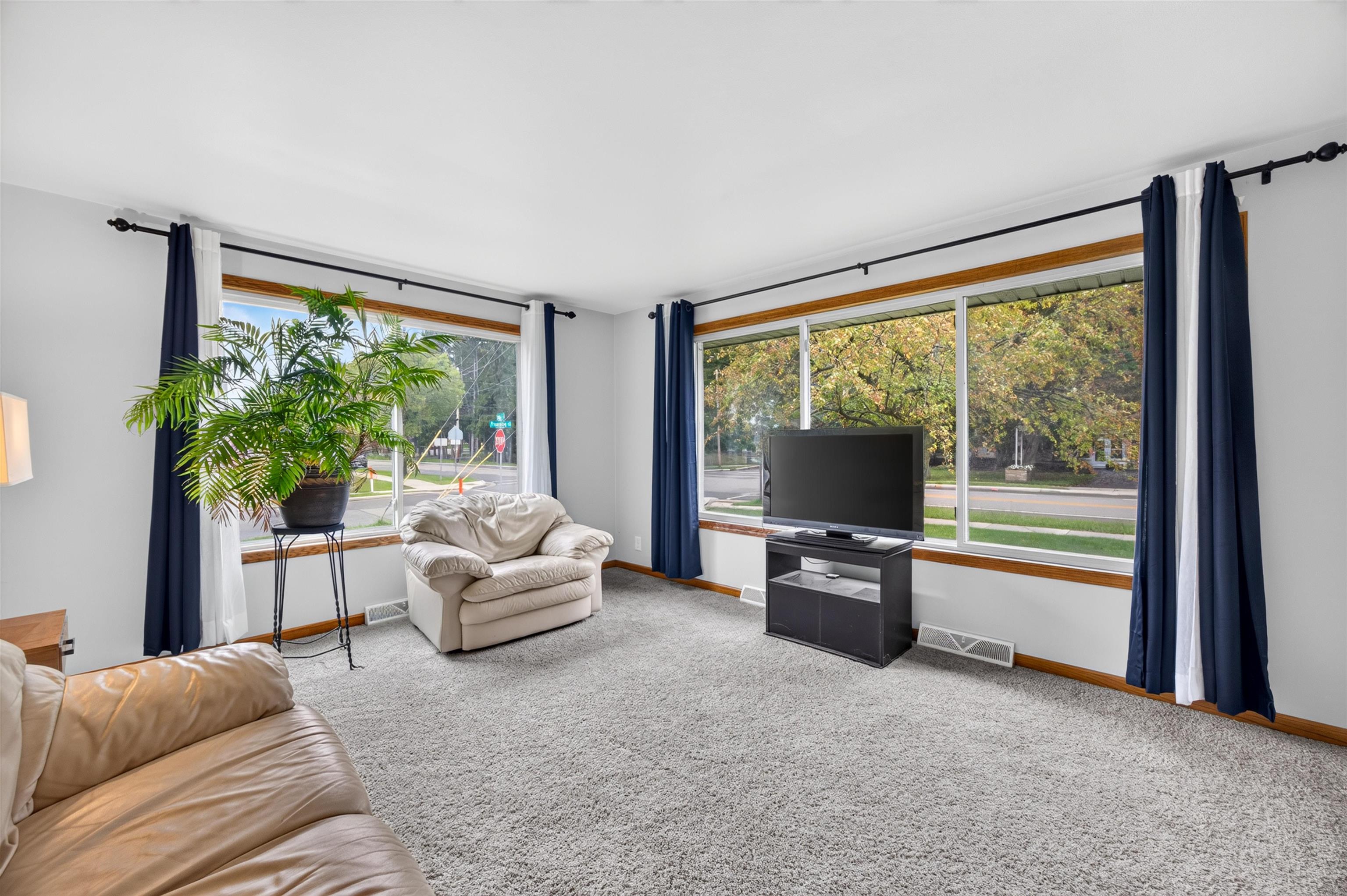 1501 MARIA DRIVE, Stevens Point, Wisconsin 54481, 3 Bedrooms Bedrooms, ,1 BathroomBathrooms,Residential,For Sale,1501 MARIA DRIVE,22604421