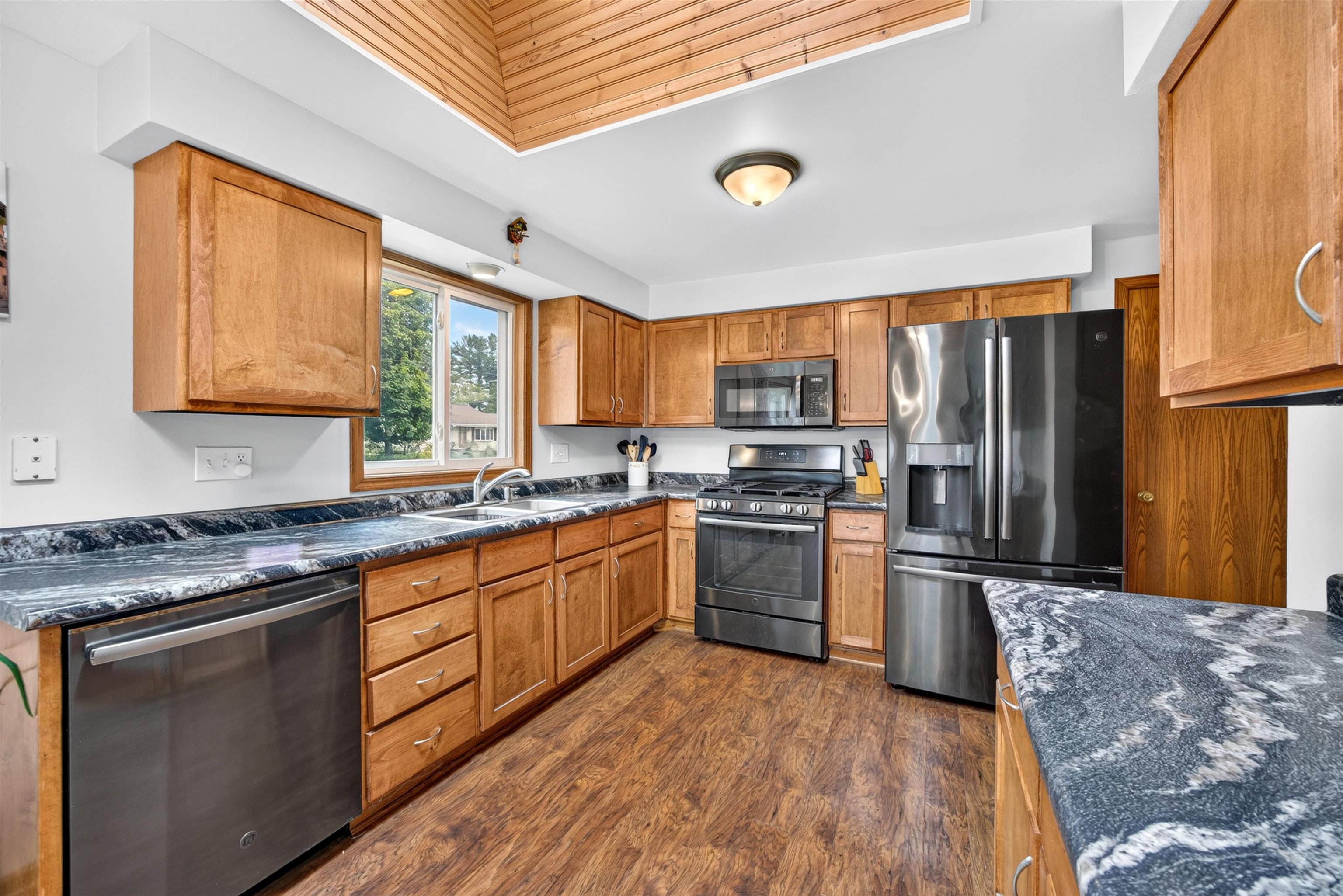 1501 MARIA DRIVE, Stevens Point, Wisconsin 54481, 3 Bedrooms Bedrooms, ,1 BathroomBathrooms,Residential,For Sale,1501 MARIA DRIVE,22604421