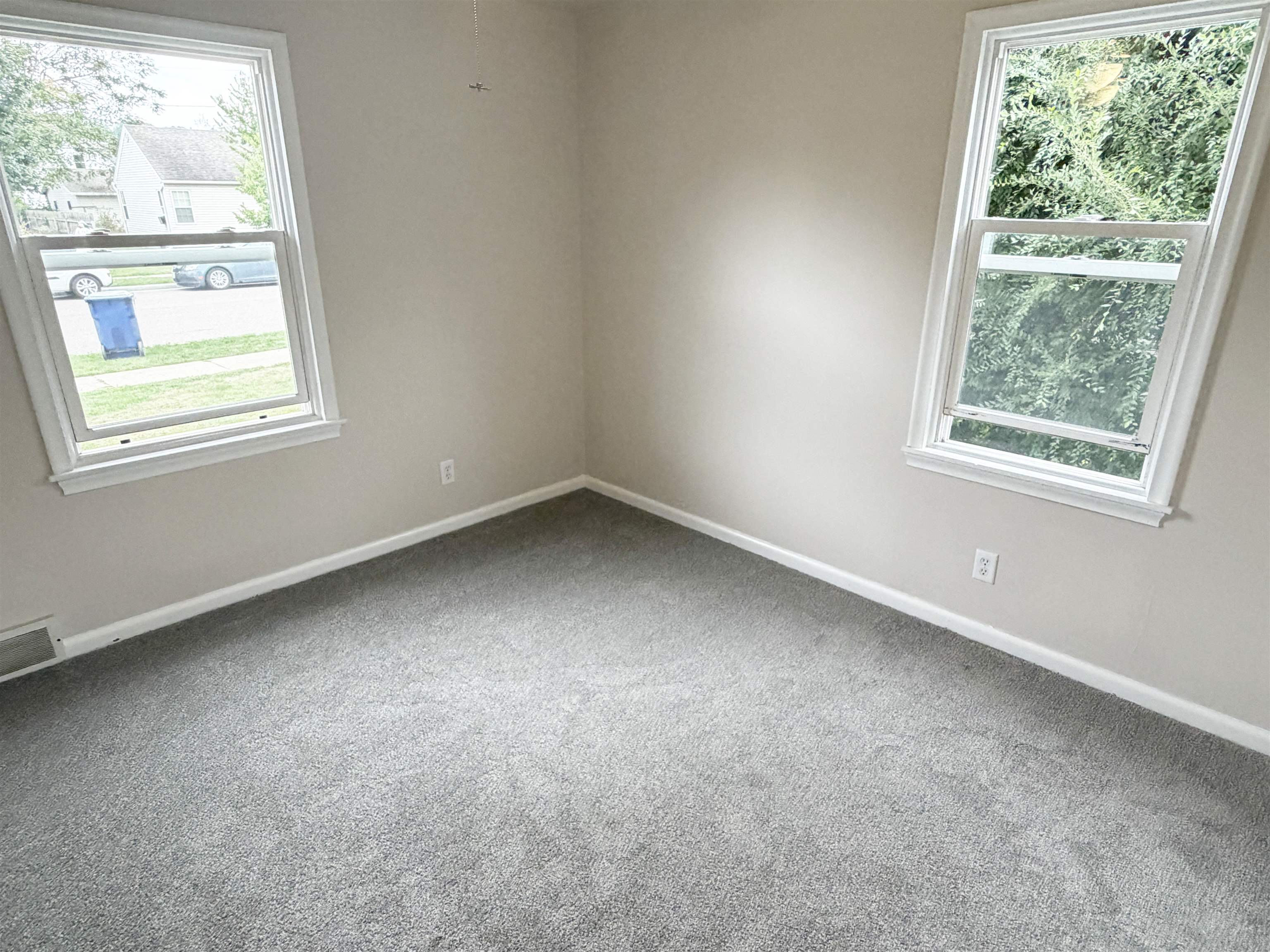 615 N 10TH AVENUE, Wausau, Wisconsin 54401, 3 Bedrooms Bedrooms, ,1 BathroomBathrooms,Residential,For Sale,615 N 10TH AVENUE,22604427