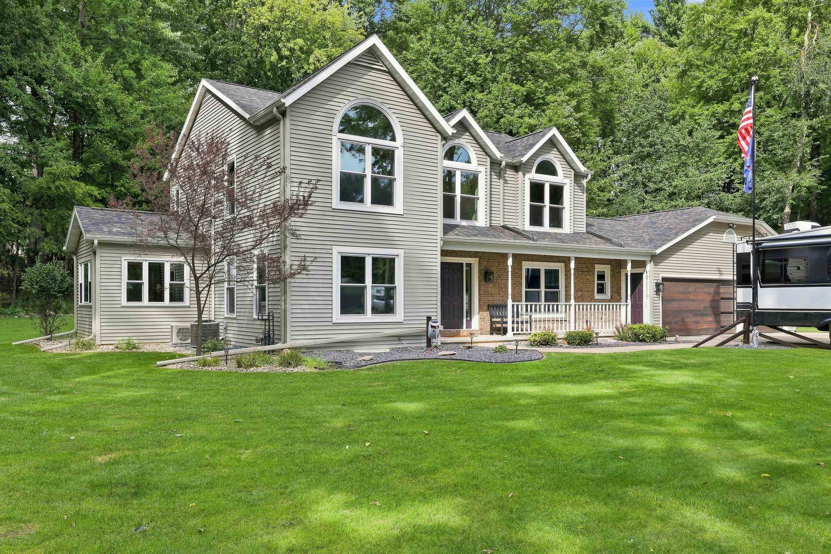 E2038 KENWOOD DRIVE, Iola, Wisconsin 54945, 5 Bedrooms Bedrooms, ,2 BathroomsBathrooms,Residential,For Sale,E2038 KENWOOD DRIVE,22604430