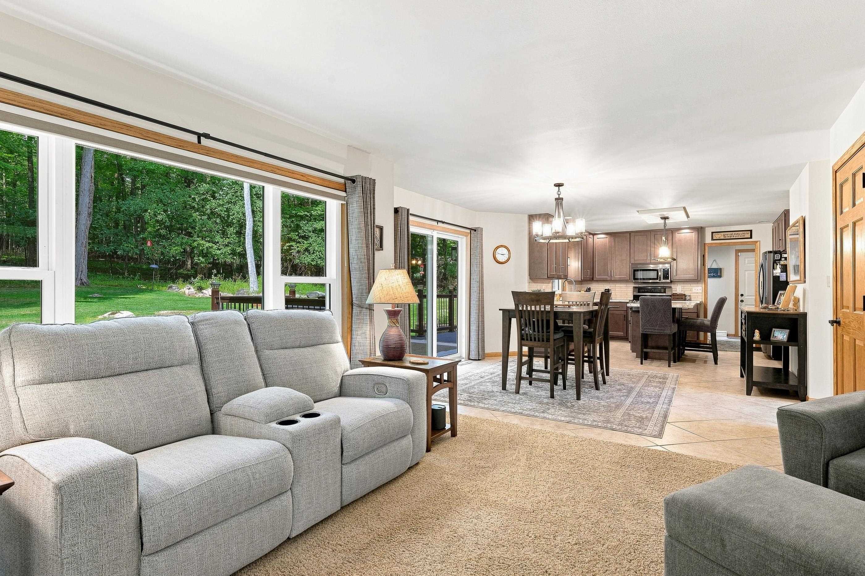 E2038 KENWOOD DRIVE, Iola, Wisconsin 54945, 5 Bedrooms Bedrooms, ,2 BathroomsBathrooms,Residential,For Sale,E2038 KENWOOD DRIVE,22604430