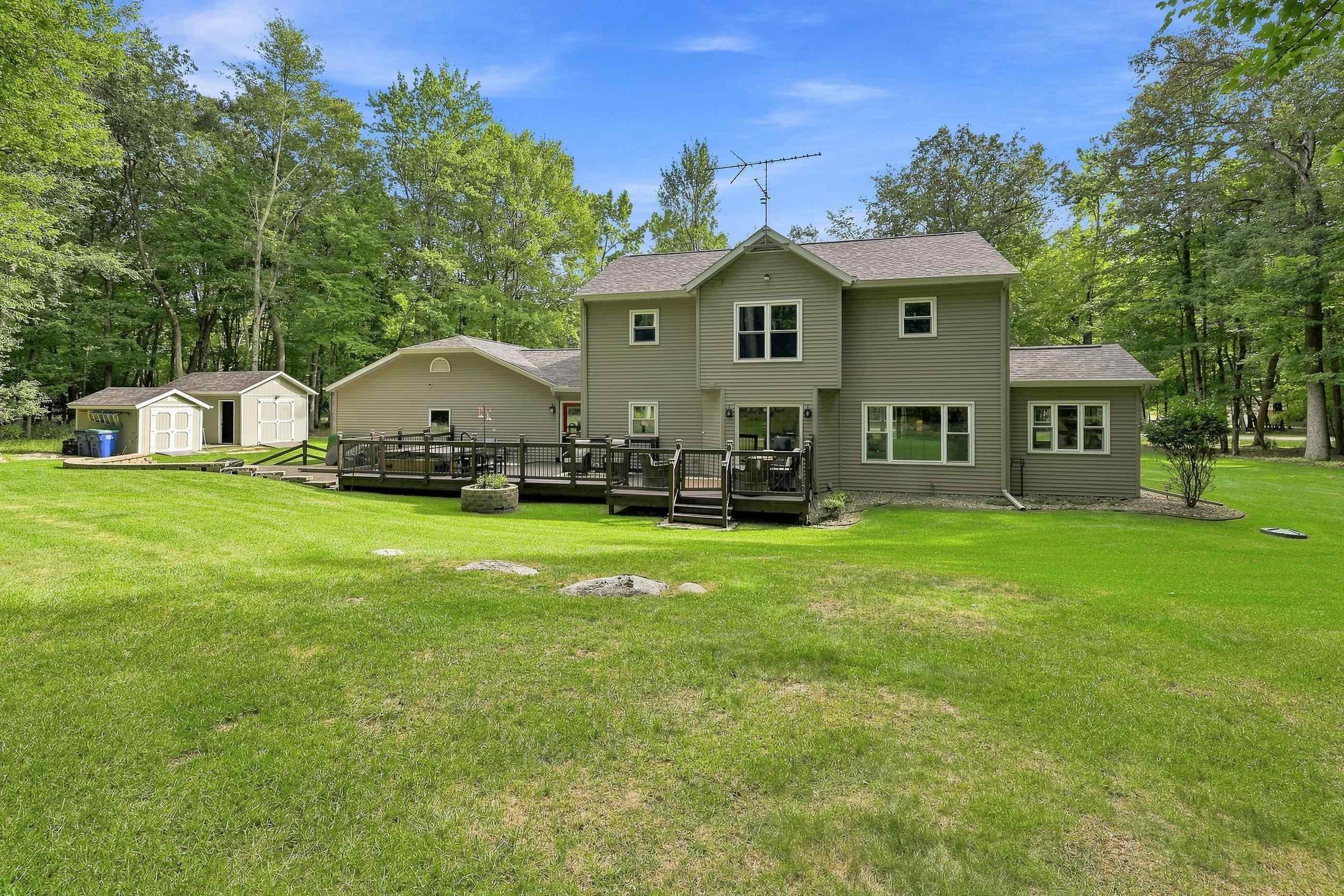 E2038 KENWOOD DRIVE, Iola, Wisconsin 54945, 5 Bedrooms Bedrooms, ,2 BathroomsBathrooms,Residential,For Sale,E2038 KENWOOD DRIVE,22604430
