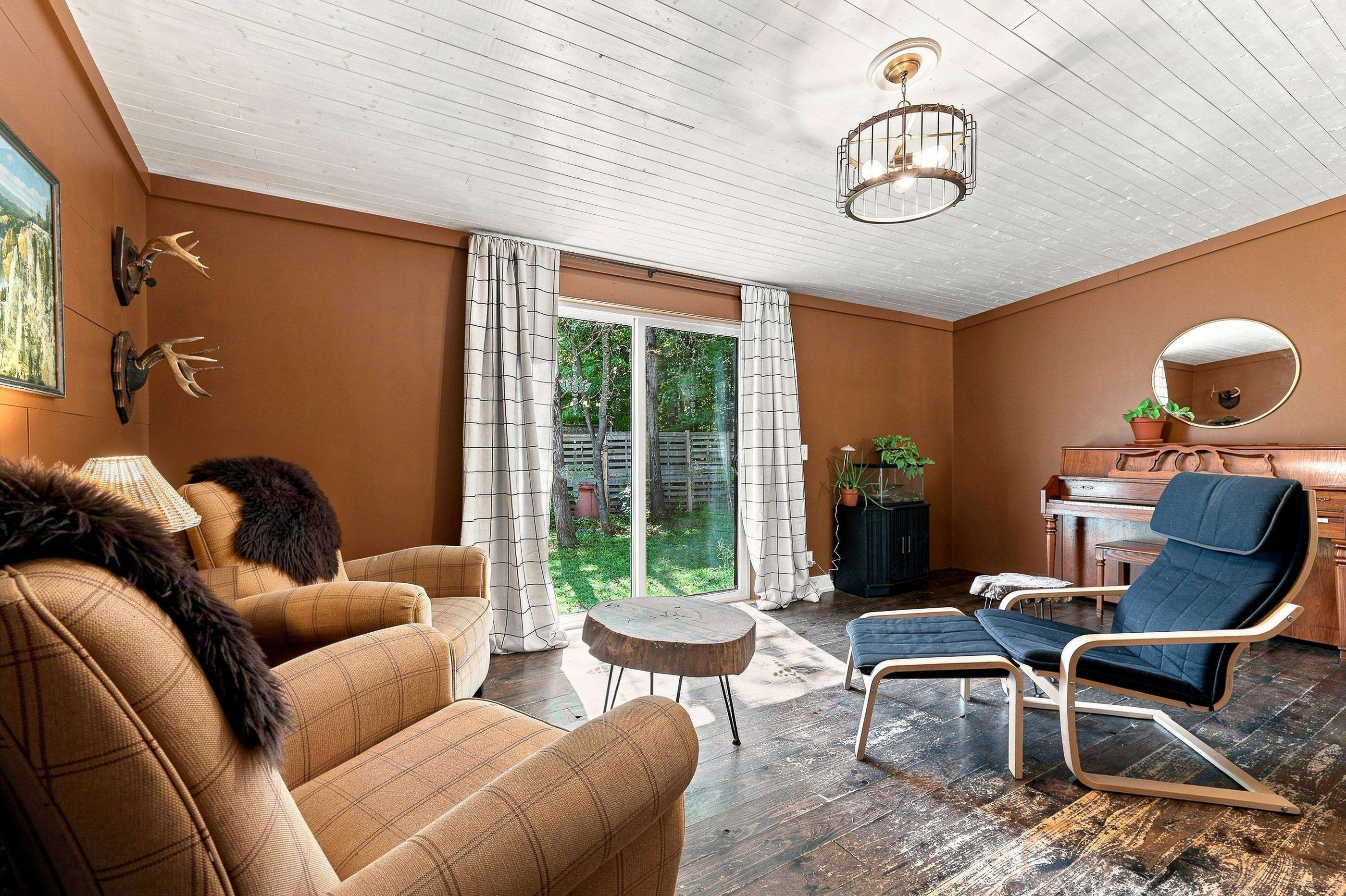 10963 TALL OAK COURT, Waupaca, Wisconsin 54981, 3 Bedrooms Bedrooms, ,2 BathroomsBathrooms,Residential,For Sale,10963 TALL OAK COURT,22604433