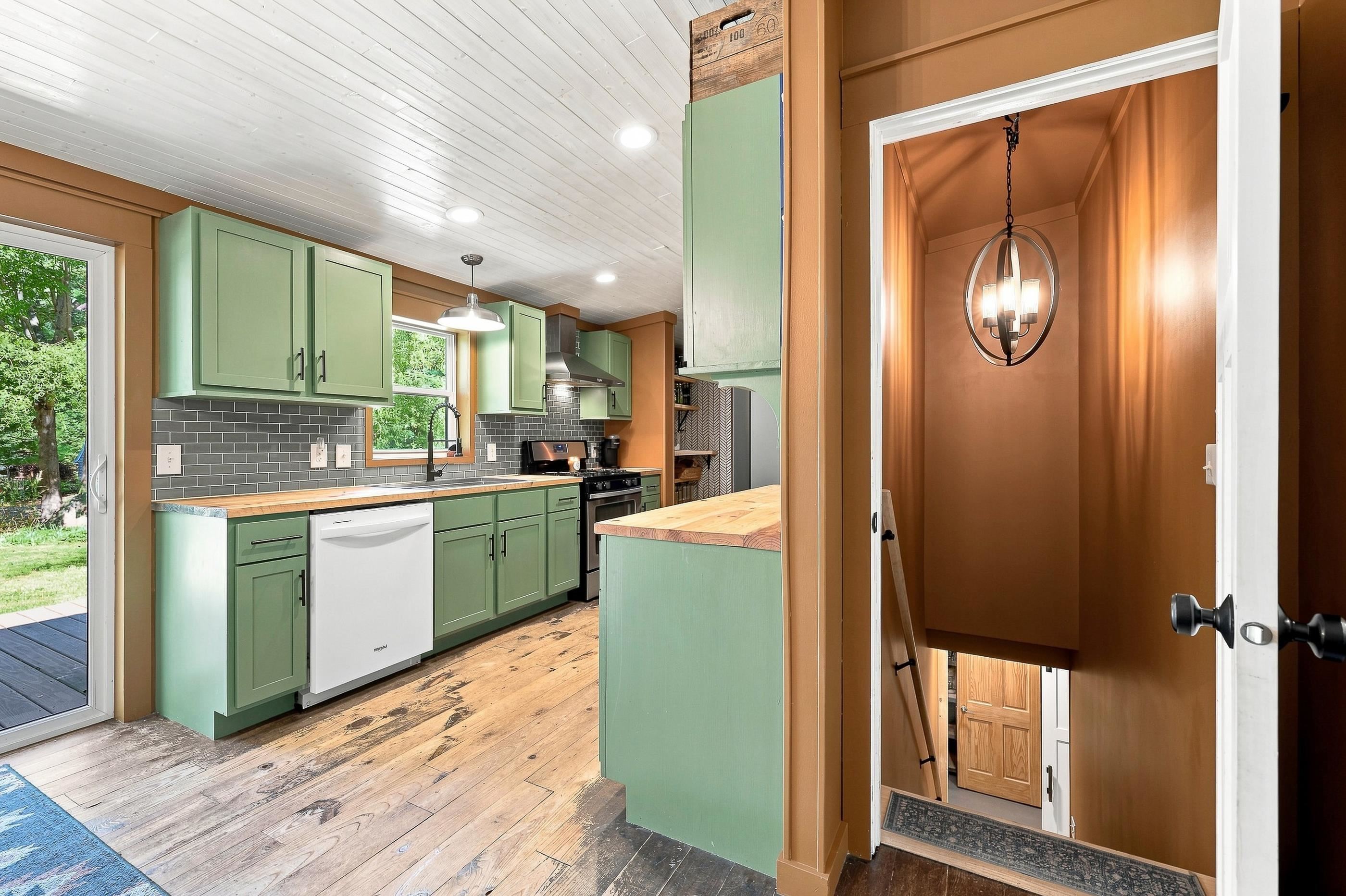 10963 TALL OAK COURT, Waupaca, Wisconsin 54981, 3 Bedrooms Bedrooms, ,2 BathroomsBathrooms,Residential,For Sale,10963 TALL OAK COURT,22604433