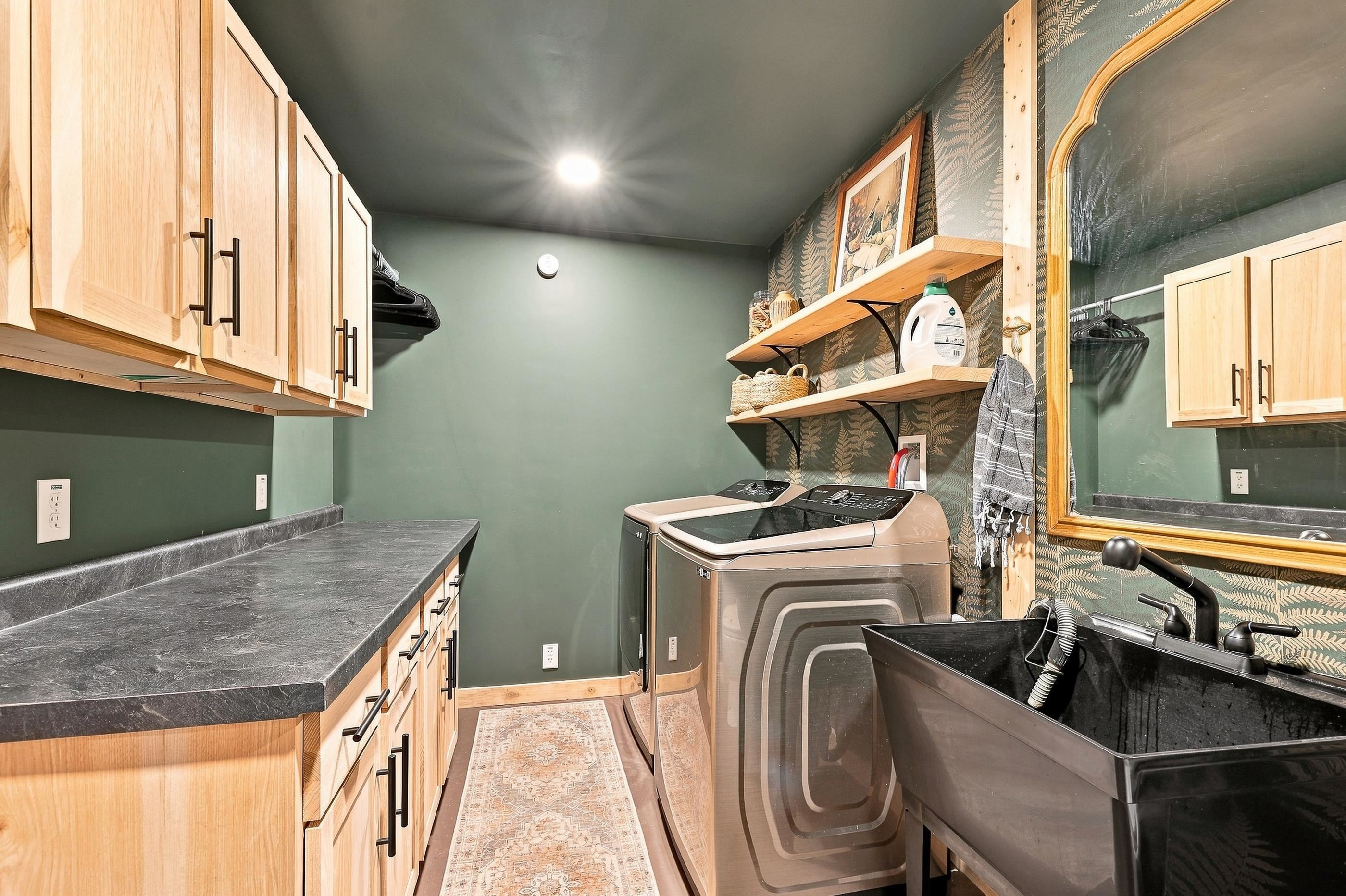 10963 TALL OAK COURT, Waupaca, Wisconsin 54981, 3 Bedrooms Bedrooms, ,2 BathroomsBathrooms,Residential,For Sale,10963 TALL OAK COURT,22604433