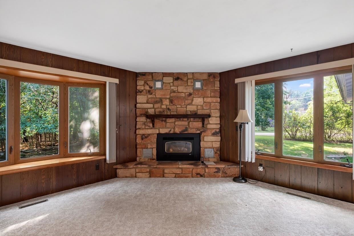 4910 GROVE AVENUE, Wisconsin Rapids, Wisconsin 54494, 3 Bedrooms Bedrooms, ,1 BathroomBathrooms,Residential,For Sale,4910 GROVE AVENUE,22604434