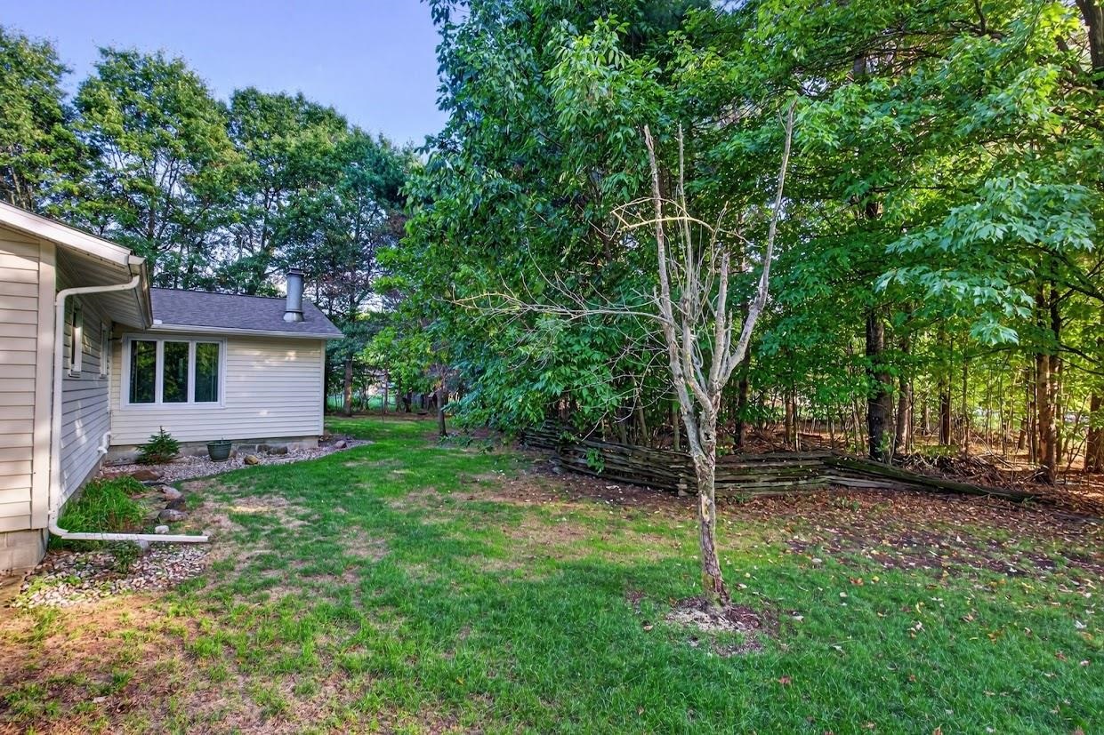 4910 GROVE AVENUE, Wisconsin Rapids, Wisconsin 54494, 3 Bedrooms Bedrooms, ,1 BathroomBathrooms,Residential,For Sale,4910 GROVE AVENUE,22604434