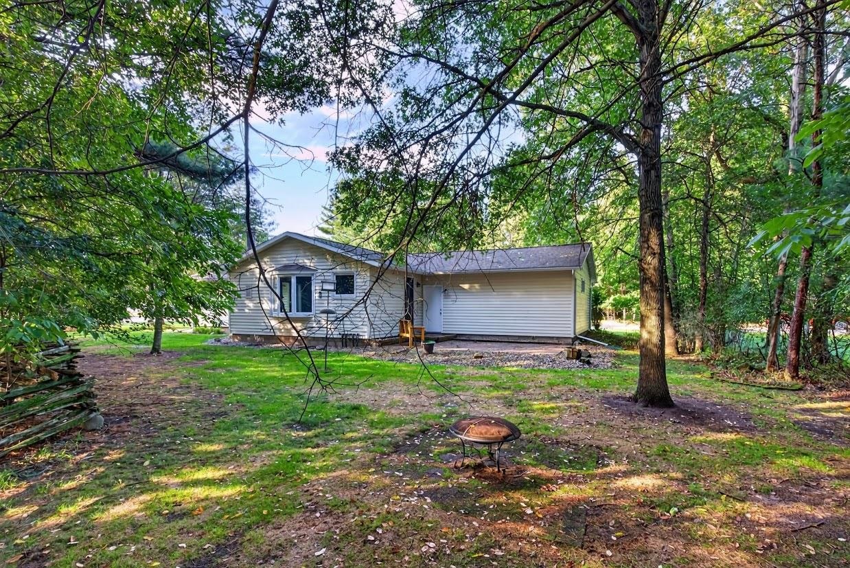 4910 GROVE AVENUE, Wisconsin Rapids, Wisconsin 54494, 3 Bedrooms Bedrooms, ,1 BathroomBathrooms,Residential,For Sale,4910 GROVE AVENUE,22604434