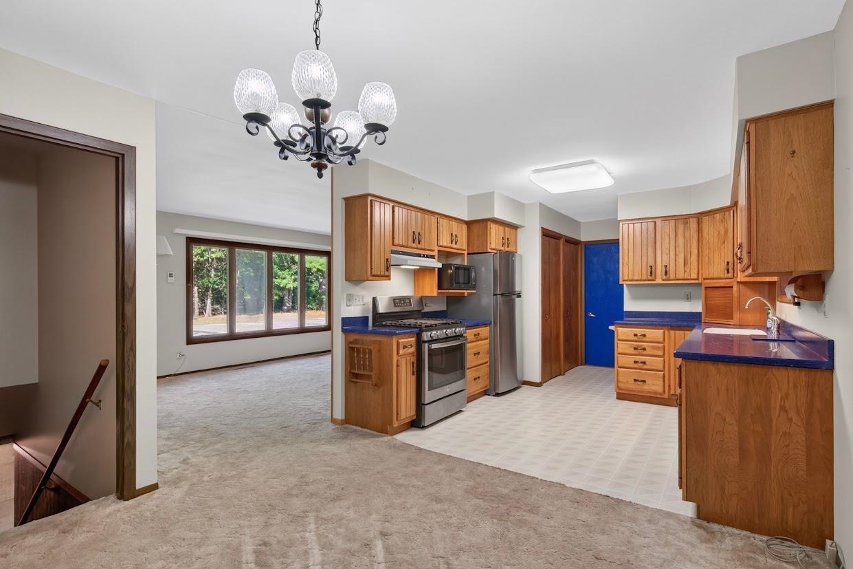 4910 GROVE AVENUE, Wisconsin Rapids, Wisconsin 54494, 3 Bedrooms Bedrooms, ,1 BathroomBathrooms,Residential,For Sale,4910 GROVE AVENUE,22604434