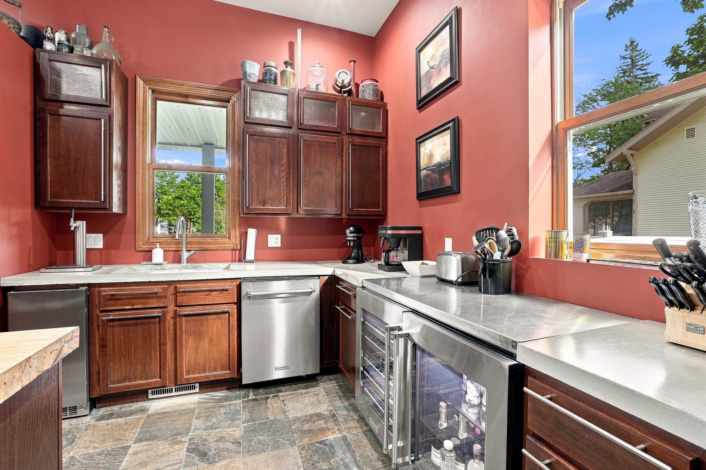 1600 MICHIGAN AVENUE, Stevens Point, Wisconsin 54481, 5 Bedrooms Bedrooms, ,3 BathroomsBathrooms,Residential,For Sale,1600 MICHIGAN AVENUE,22604442