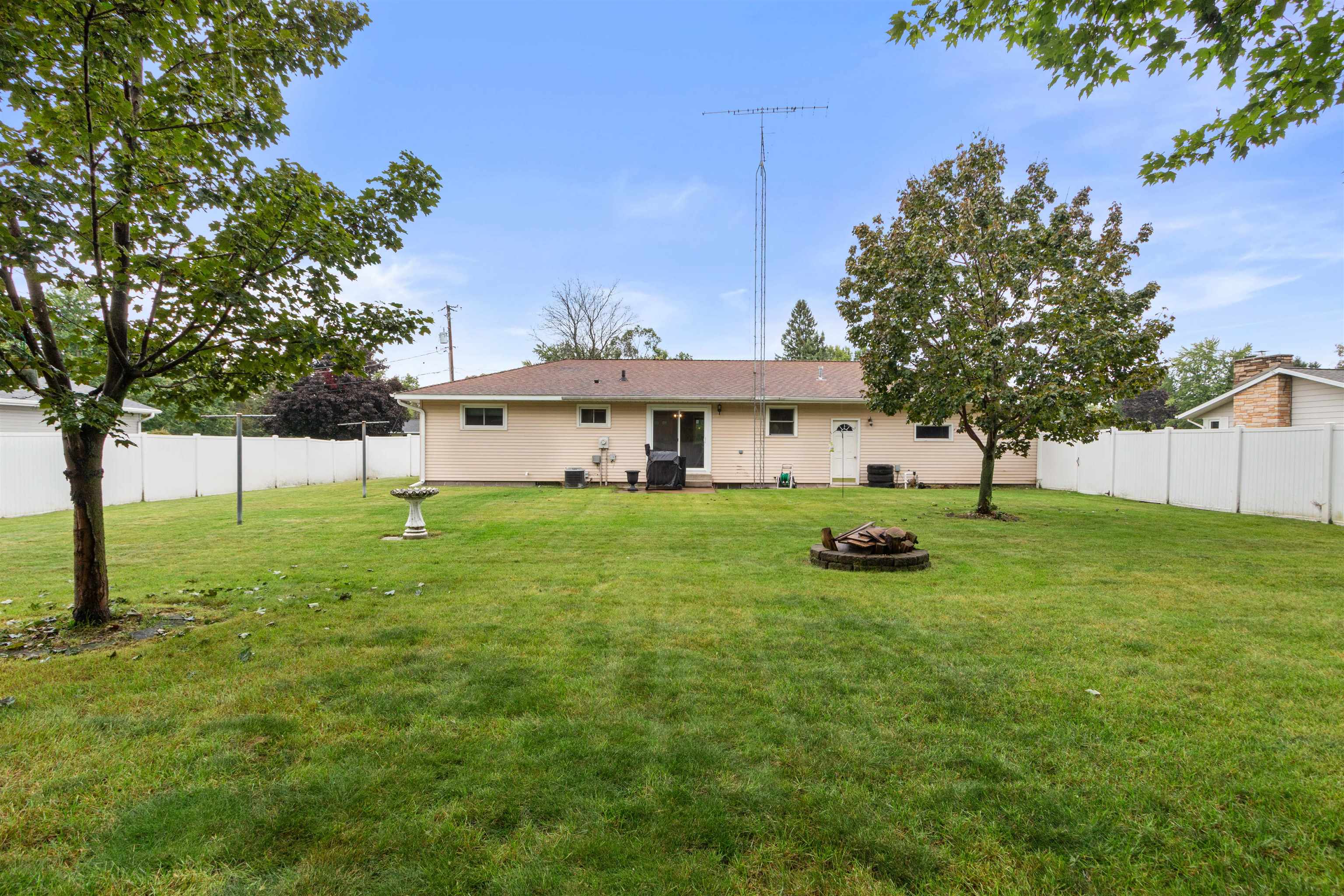 309 VERRILL STREET, Stevens Point, Wisconsin 54481, 3 Bedrooms Bedrooms, ,1 BathroomBathrooms,Residential,For Sale,309 VERRILL STREET,22604450