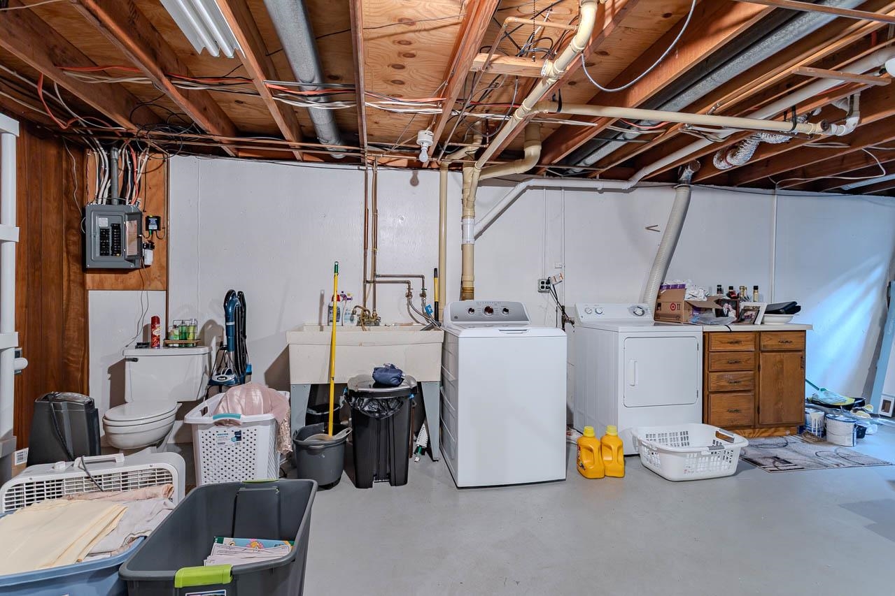 4312-4314 BRIARWOOD AVENUE, Wausau, Wisconsin 54403, 2 Bedrooms Bedrooms, ,2 BathroomsBathrooms,Multi-family,For Sale,4312-4314 BRIARWOOD AVENUE,22604464