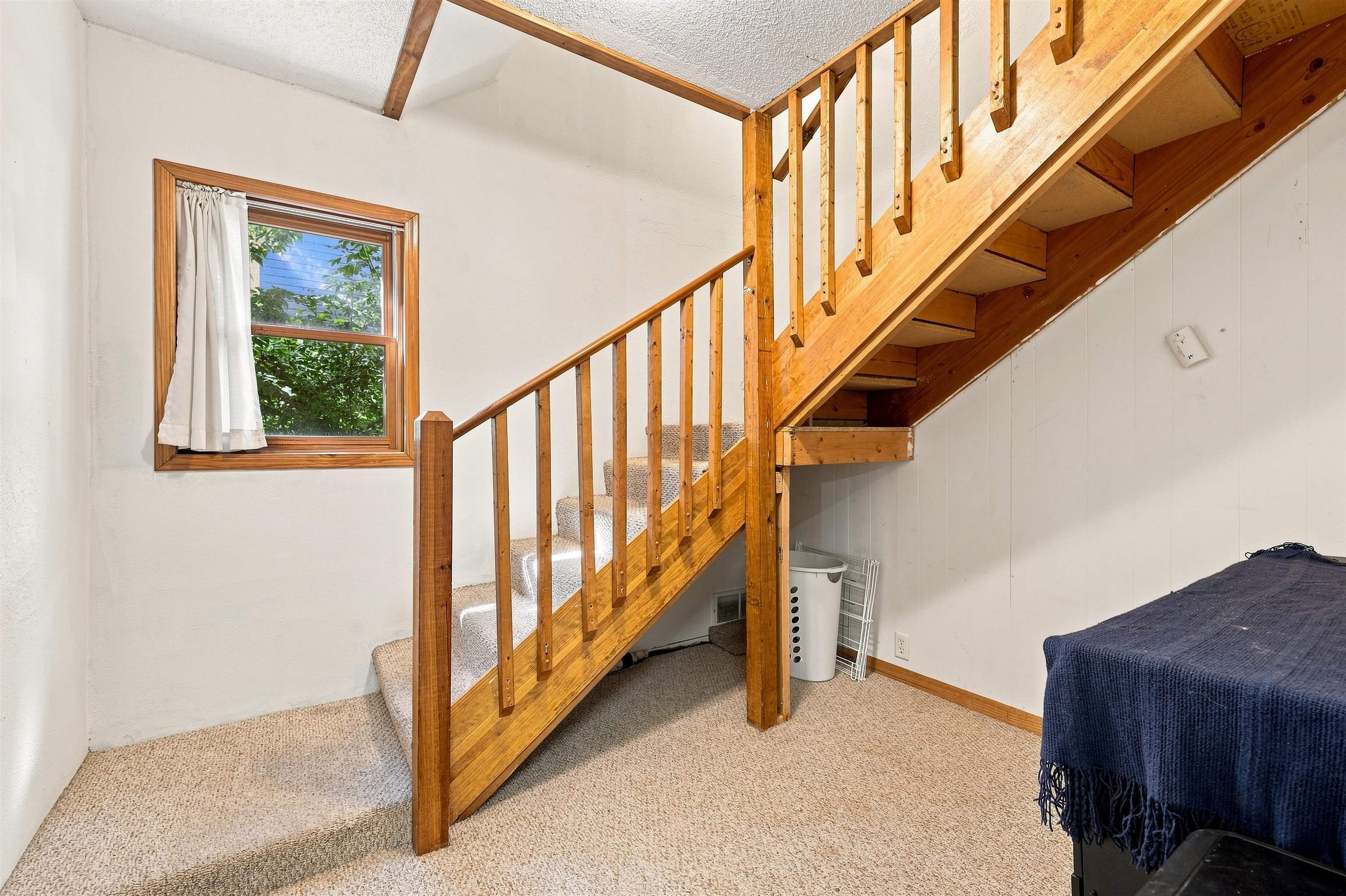 533 BLISS AVENUE, Stevens Point, Wisconsin 54481, 3 Bedrooms Bedrooms, ,1 BathroomBathrooms,Residential,For Sale,533 BLISS AVENUE,22604469