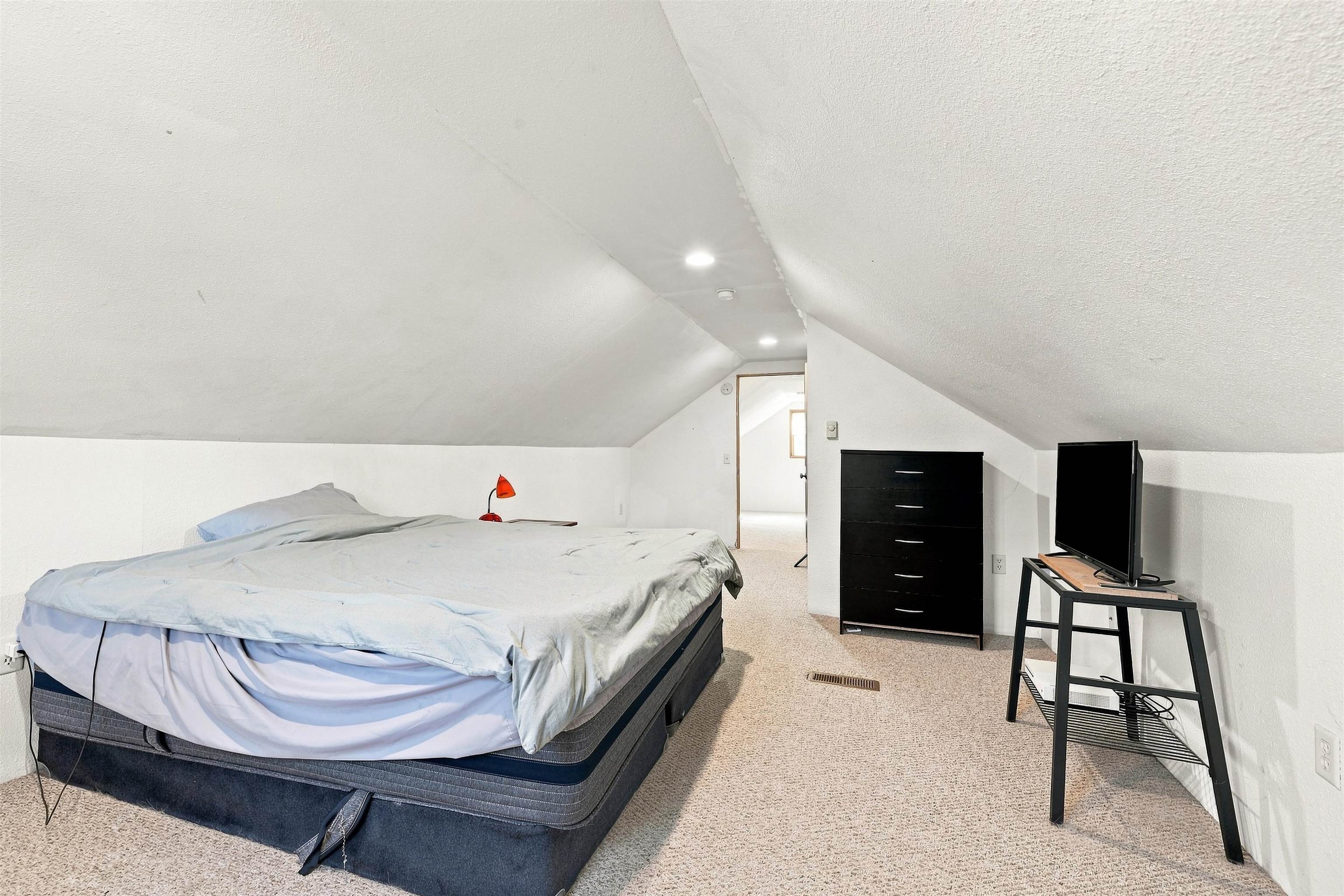 533 BLISS AVENUE, Stevens Point, Wisconsin 54481, 3 Bedrooms Bedrooms, ,1 BathroomBathrooms,Residential,For Sale,533 BLISS AVENUE,22604469