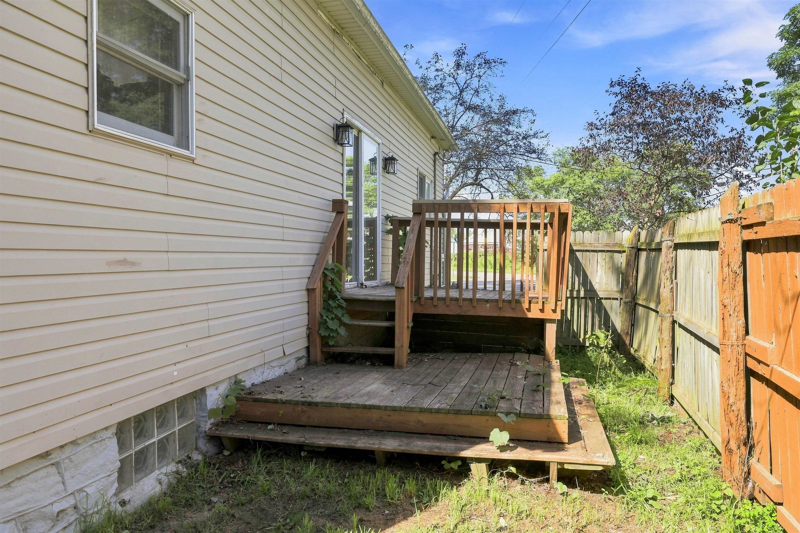 533 BLISS AVENUE, Stevens Point, Wisconsin 54481, 3 Bedrooms Bedrooms, ,1 BathroomBathrooms,Residential,For Sale,533 BLISS AVENUE,22604469