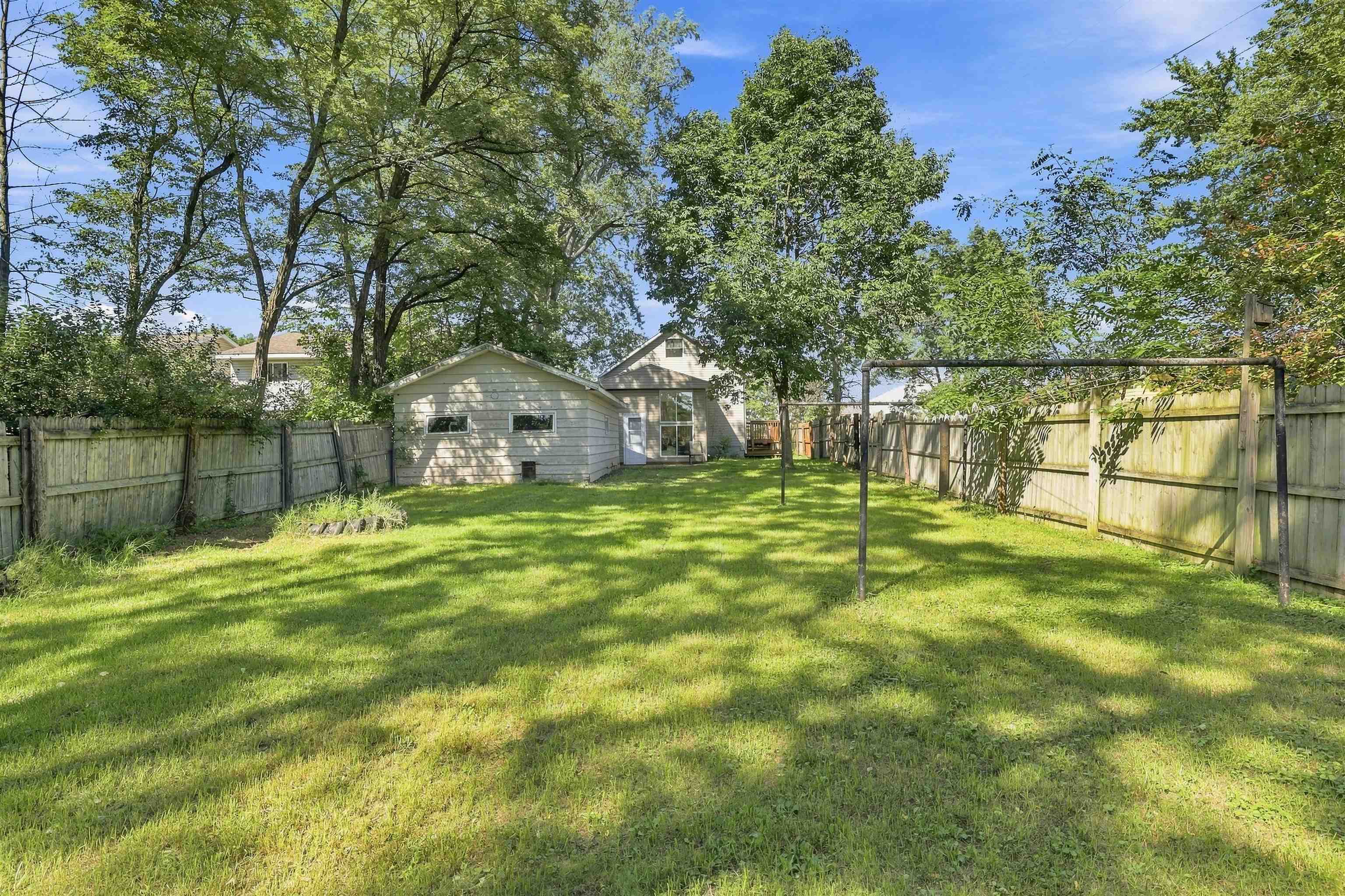 533 BLISS AVENUE, Stevens Point, Wisconsin 54481, 3 Bedrooms Bedrooms, ,1 BathroomBathrooms,Residential,For Sale,533 BLISS AVENUE,22604469