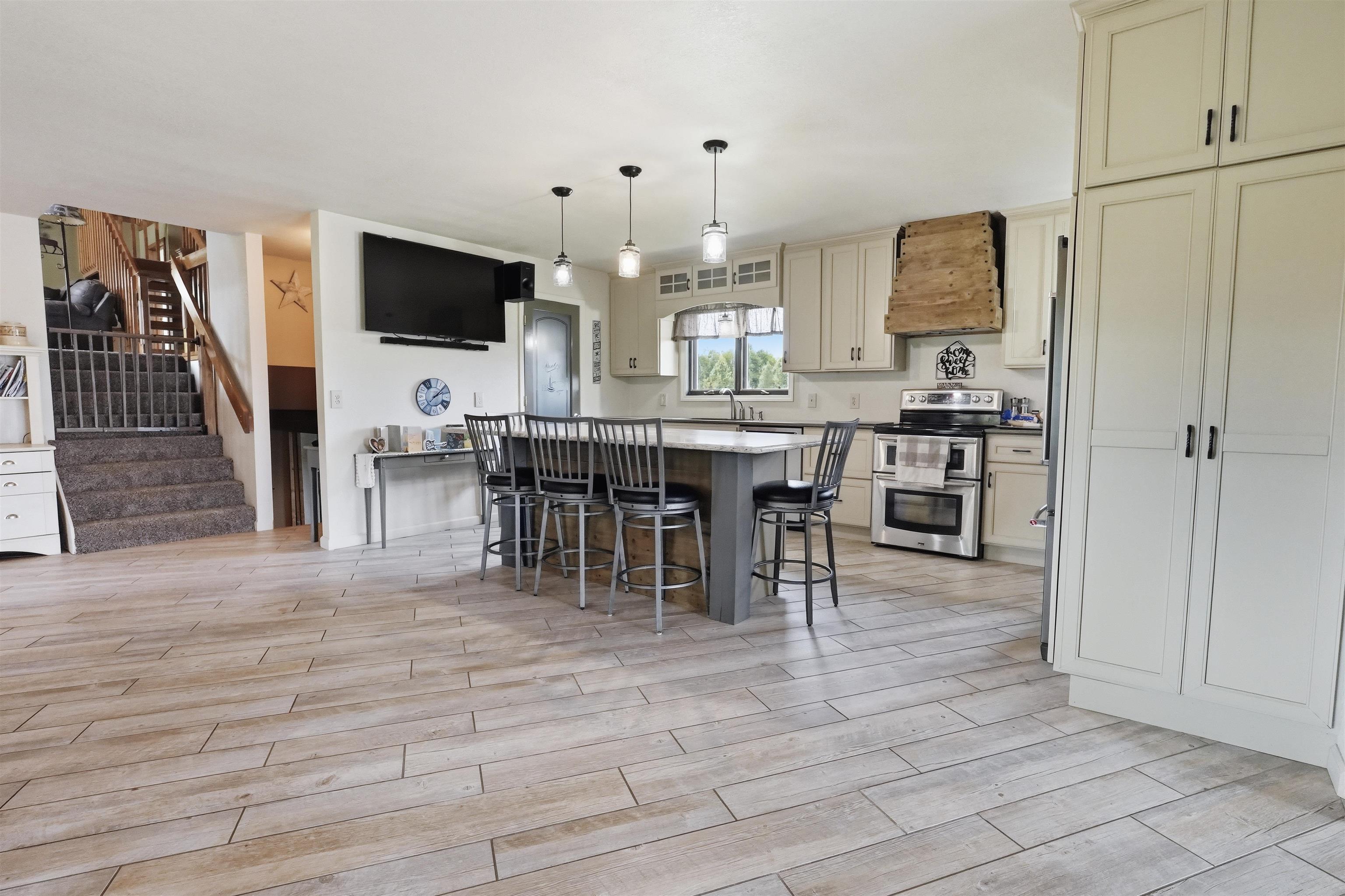 W6074 MULBERRY LANE, Medford, Wisconsin 54451, 3 Bedrooms Bedrooms, ,2 BathroomsBathrooms,Residential,For Sale,W6074 MULBERRY LANE,22604471