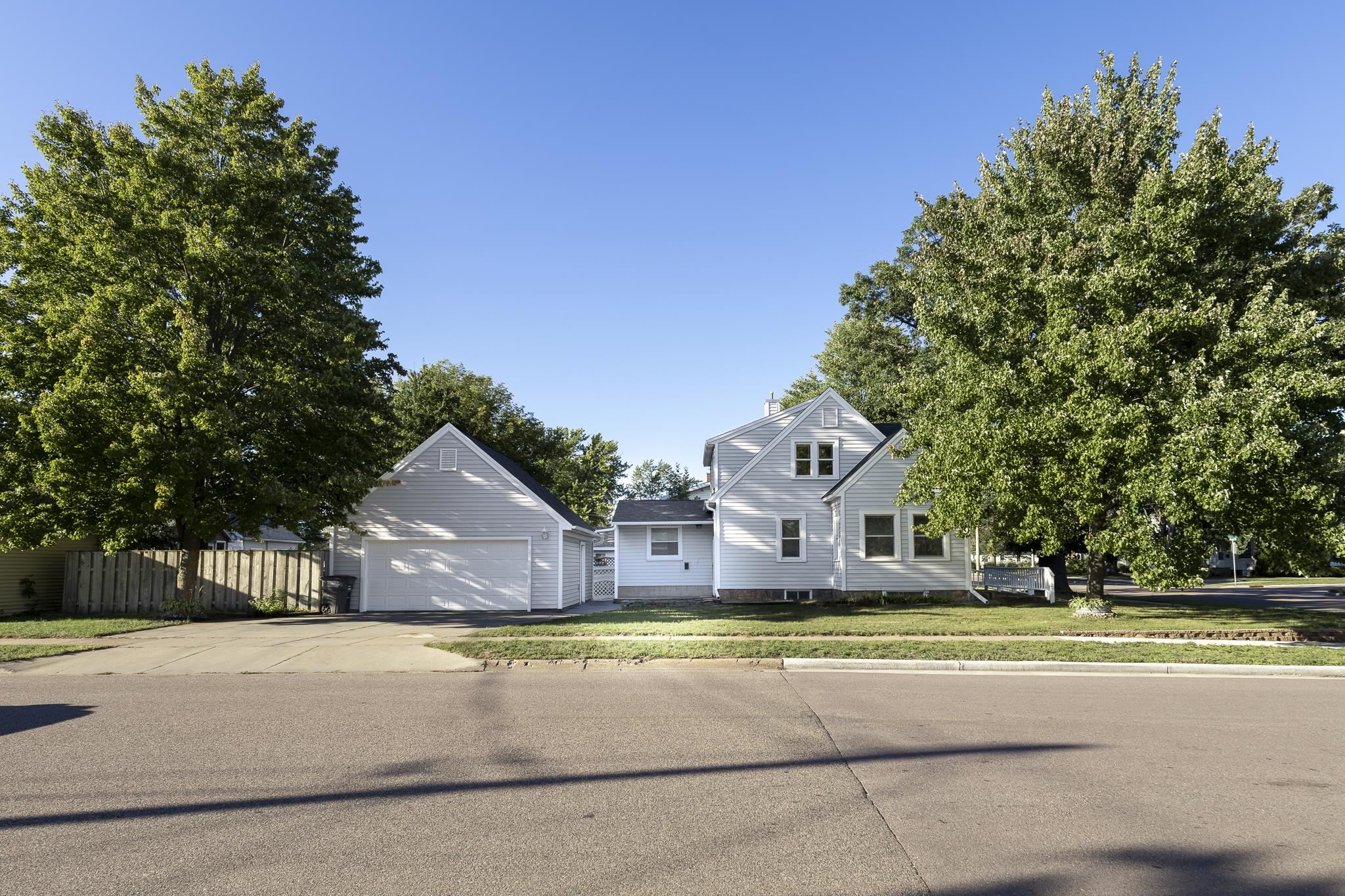 1040 LINCOLN STREET, Wisconsin Rapids, Wisconsin 54494, 4 Bedrooms Bedrooms, ,1 BathroomBathrooms,Residential,For Sale,1040 LINCOLN STREET,22604472