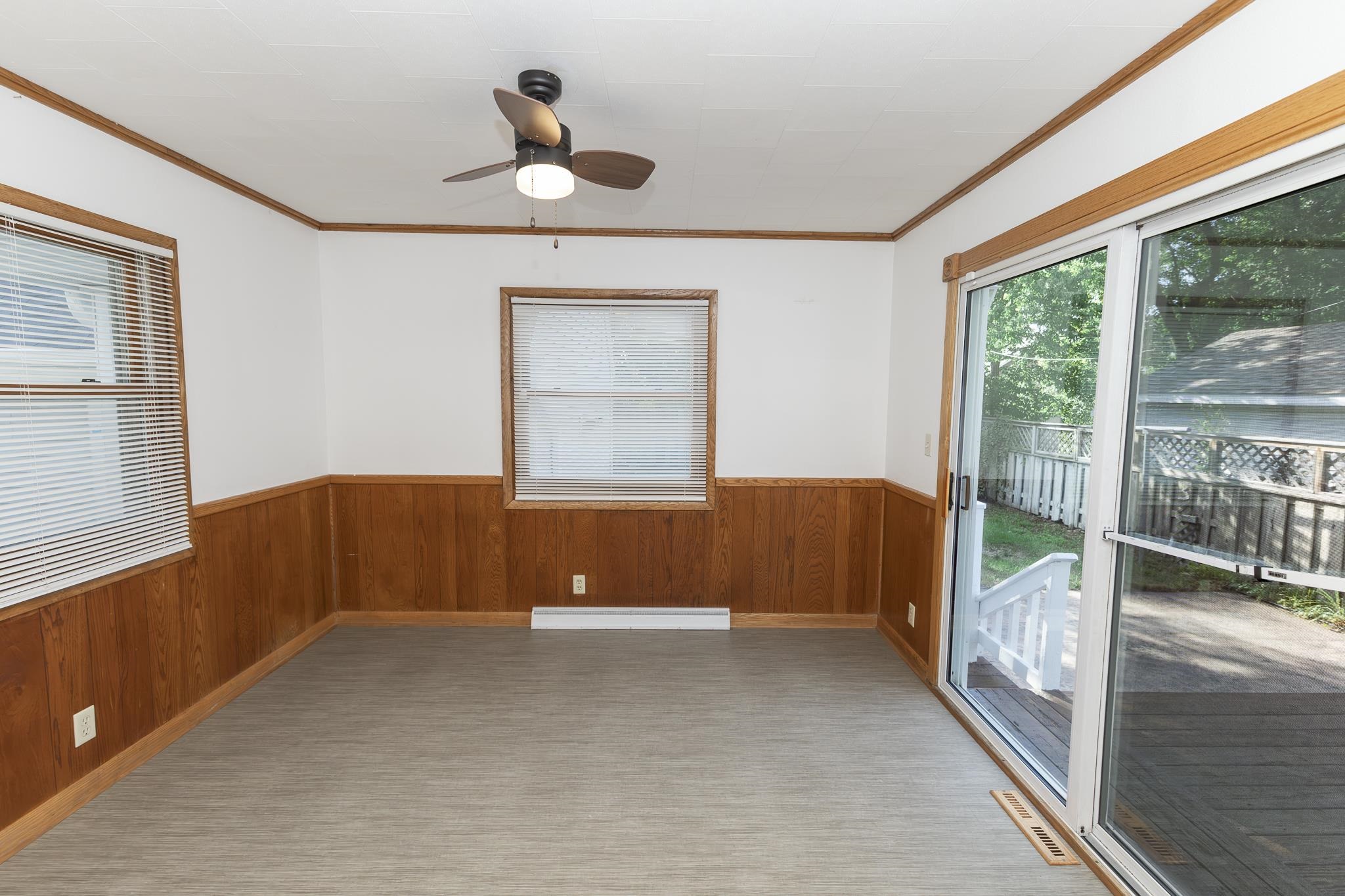 1040 LINCOLN STREET, Wisconsin Rapids, Wisconsin 54494, 4 Bedrooms Bedrooms, ,1 BathroomBathrooms,Residential,For Sale,1040 LINCOLN STREET,22604472