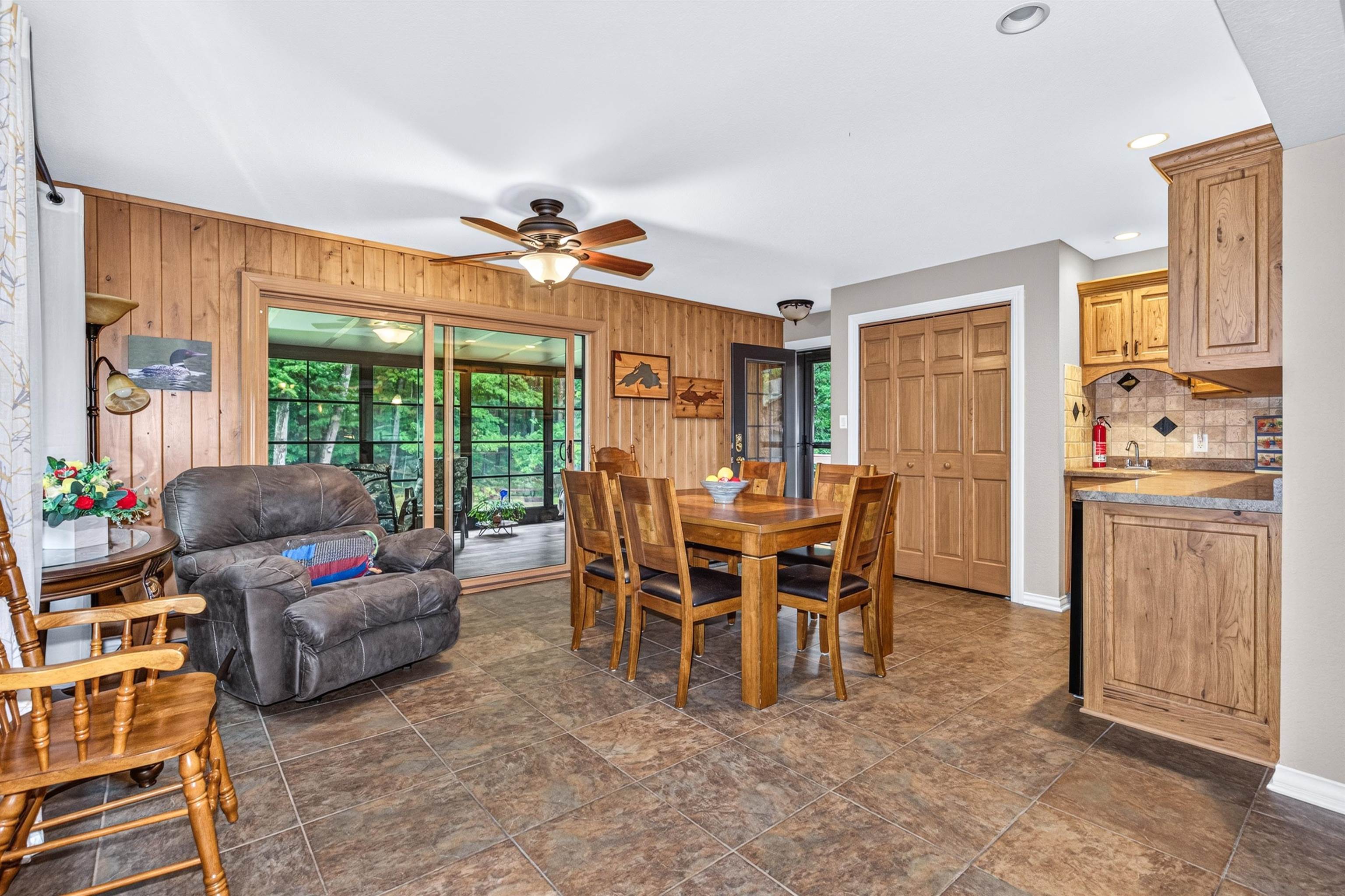 1806 BUCKHORN CIRCLE, Woodruff, Wisconsin 54568, 3 Bedrooms Bedrooms, ,3 BathroomsBathrooms,Residential,For Sale,1806 BUCKHORN CIRCLE,22604473