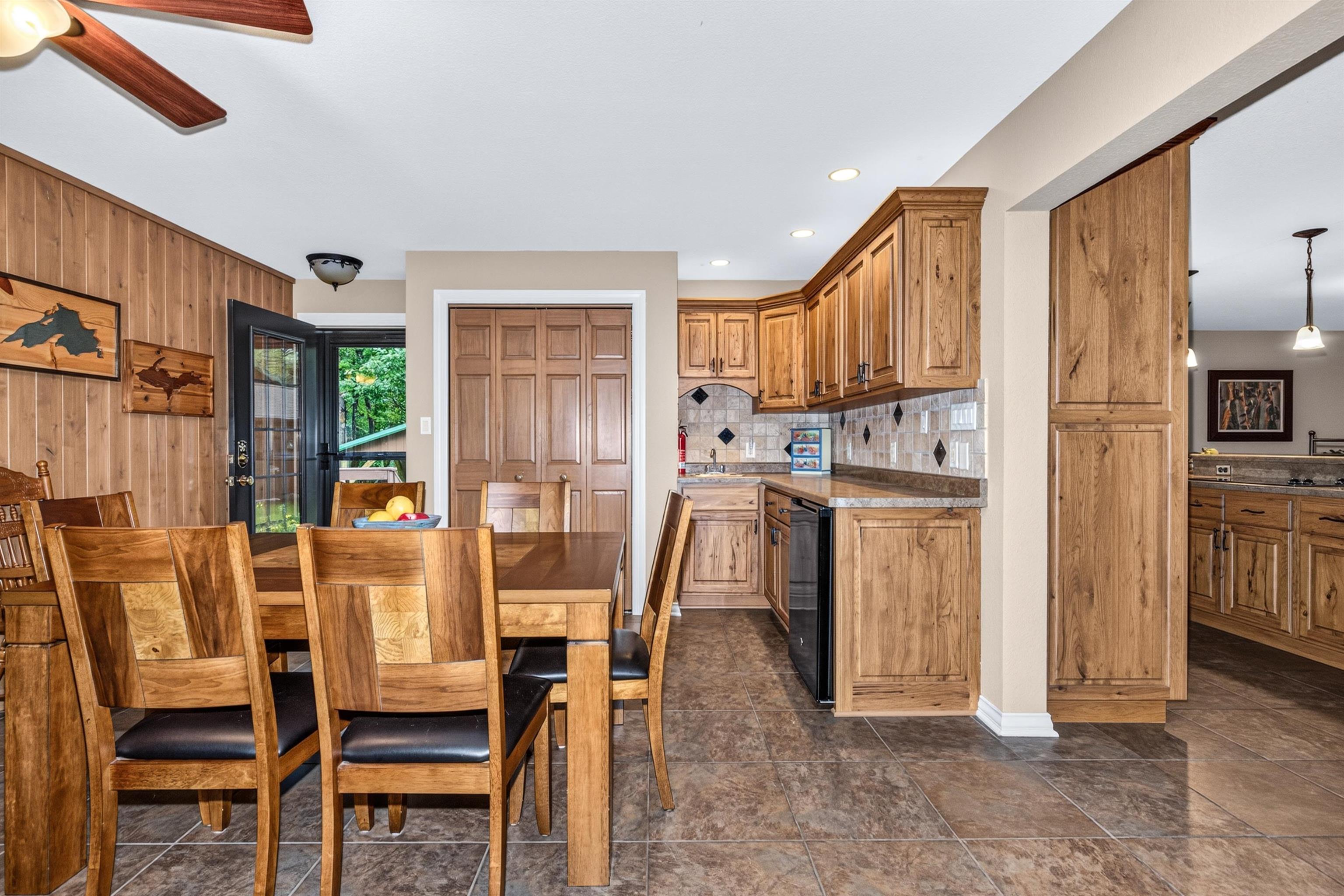 1806 BUCKHORN CIRCLE, Woodruff, Wisconsin 54568, 3 Bedrooms Bedrooms, ,3 BathroomsBathrooms,Residential,For Sale,1806 BUCKHORN CIRCLE,22604473