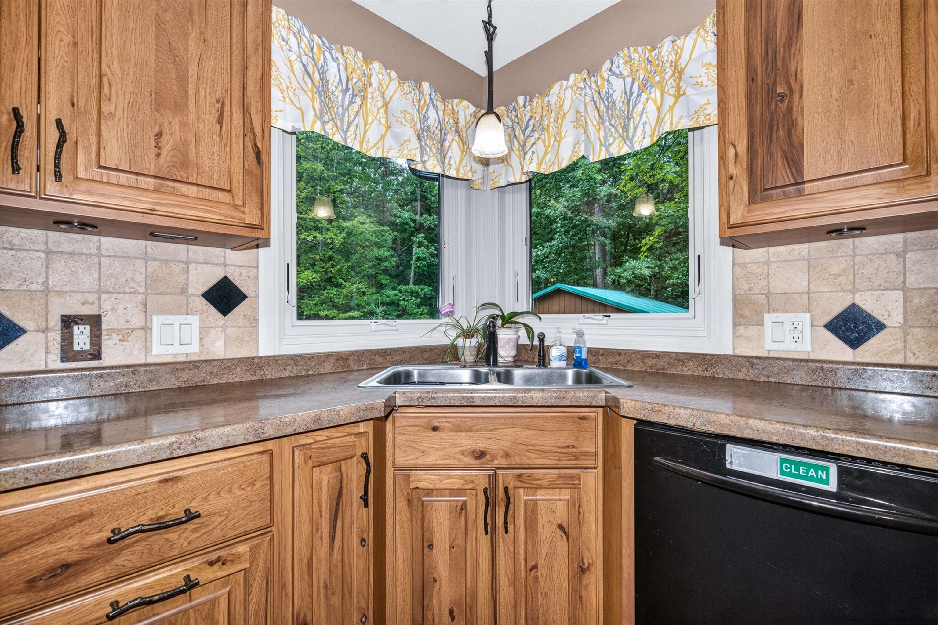 1806 BUCKHORN CIRCLE, Woodruff, Wisconsin 54568, 3 Bedrooms Bedrooms, ,3 BathroomsBathrooms,Residential,For Sale,1806 BUCKHORN CIRCLE,22604473