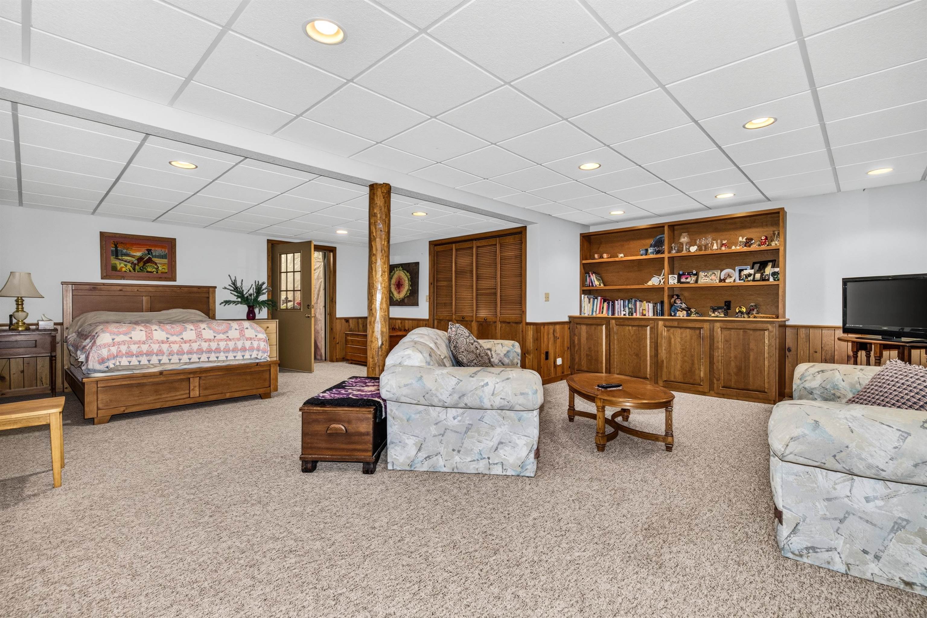 1806 BUCKHORN CIRCLE, Woodruff, Wisconsin 54568, 3 Bedrooms Bedrooms, ,3 BathroomsBathrooms,Residential,For Sale,1806 BUCKHORN CIRCLE,22604473