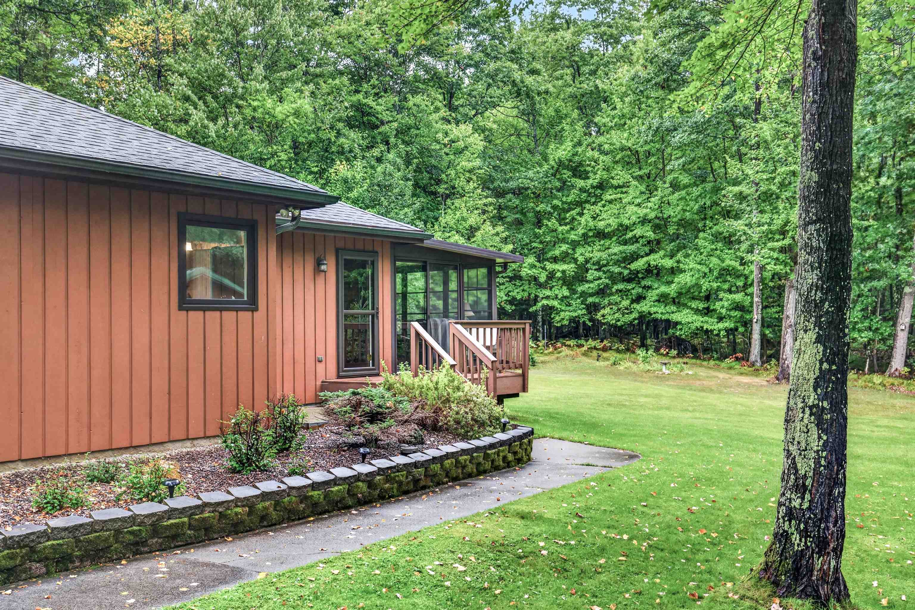 1806 BUCKHORN CIRCLE, Woodruff, Wisconsin 54568, 3 Bedrooms Bedrooms, ,3 BathroomsBathrooms,Residential,For Sale,1806 BUCKHORN CIRCLE,22604473