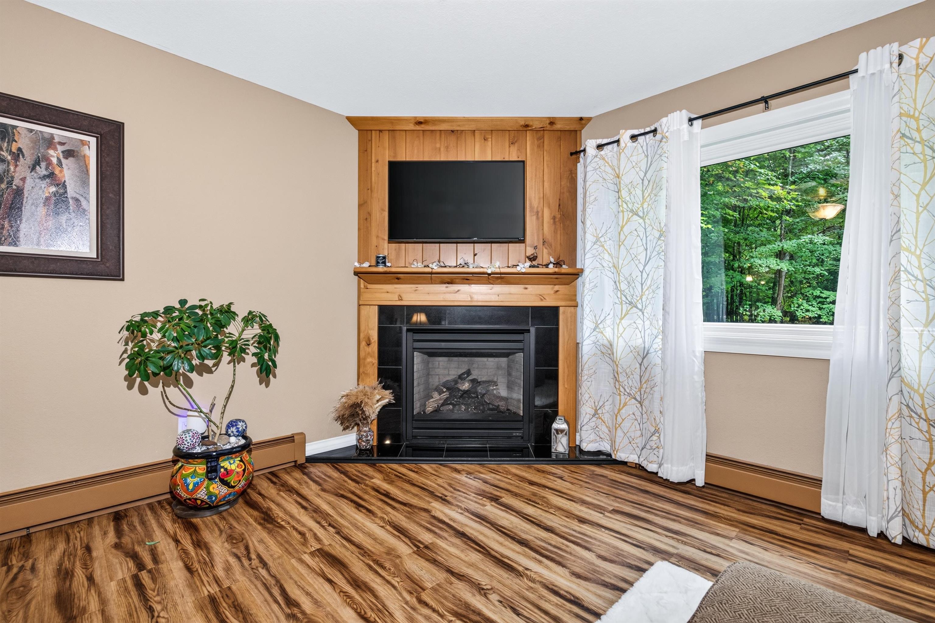 1806 BUCKHORN CIRCLE, Woodruff, Wisconsin 54568, 3 Bedrooms Bedrooms, ,3 BathroomsBathrooms,Residential,For Sale,1806 BUCKHORN CIRCLE,22604473