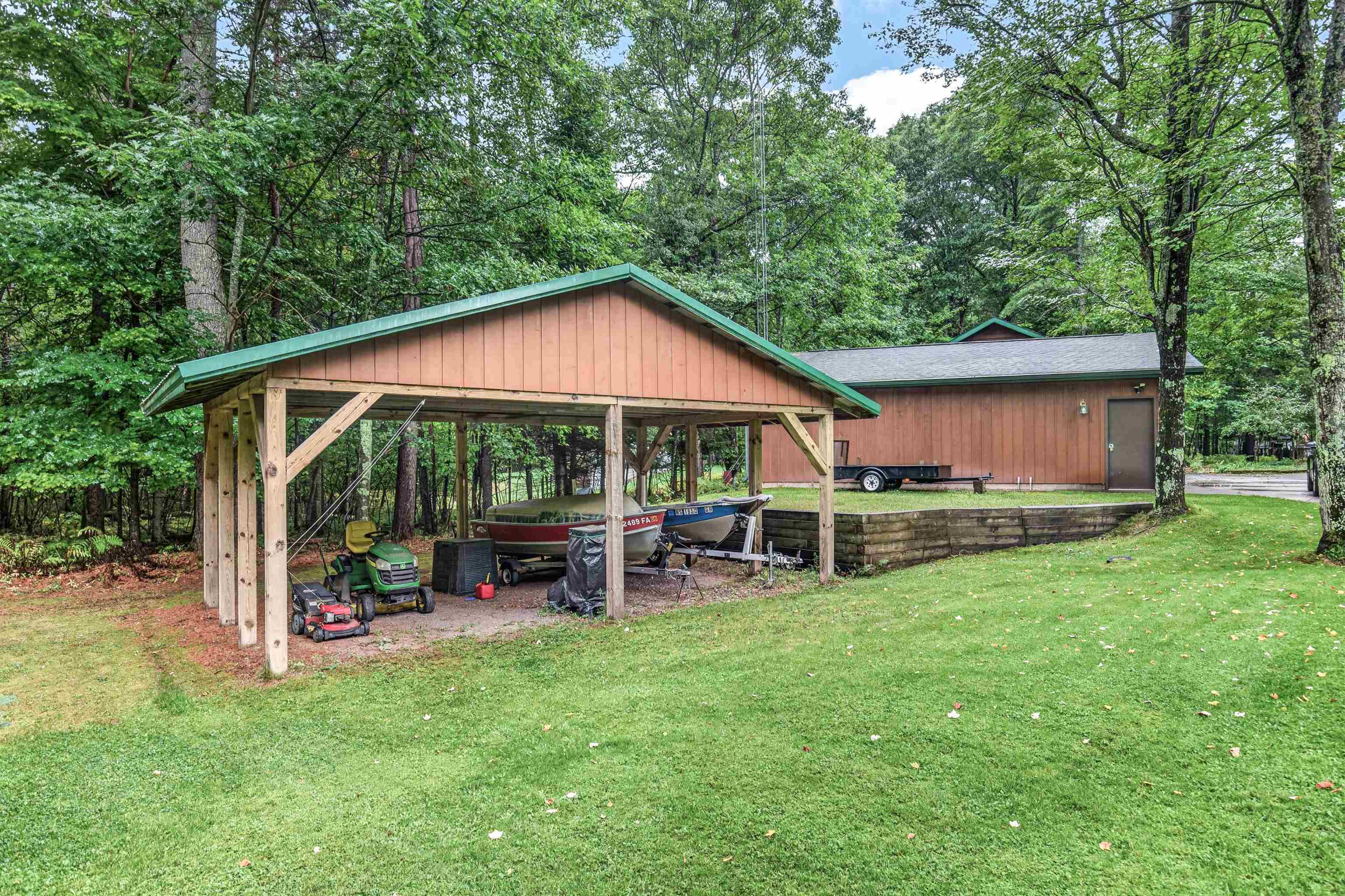 1806 BUCKHORN CIRCLE, Woodruff, Wisconsin 54568, 3 Bedrooms Bedrooms, ,3 BathroomsBathrooms,Residential,For Sale,1806 BUCKHORN CIRCLE,22604473