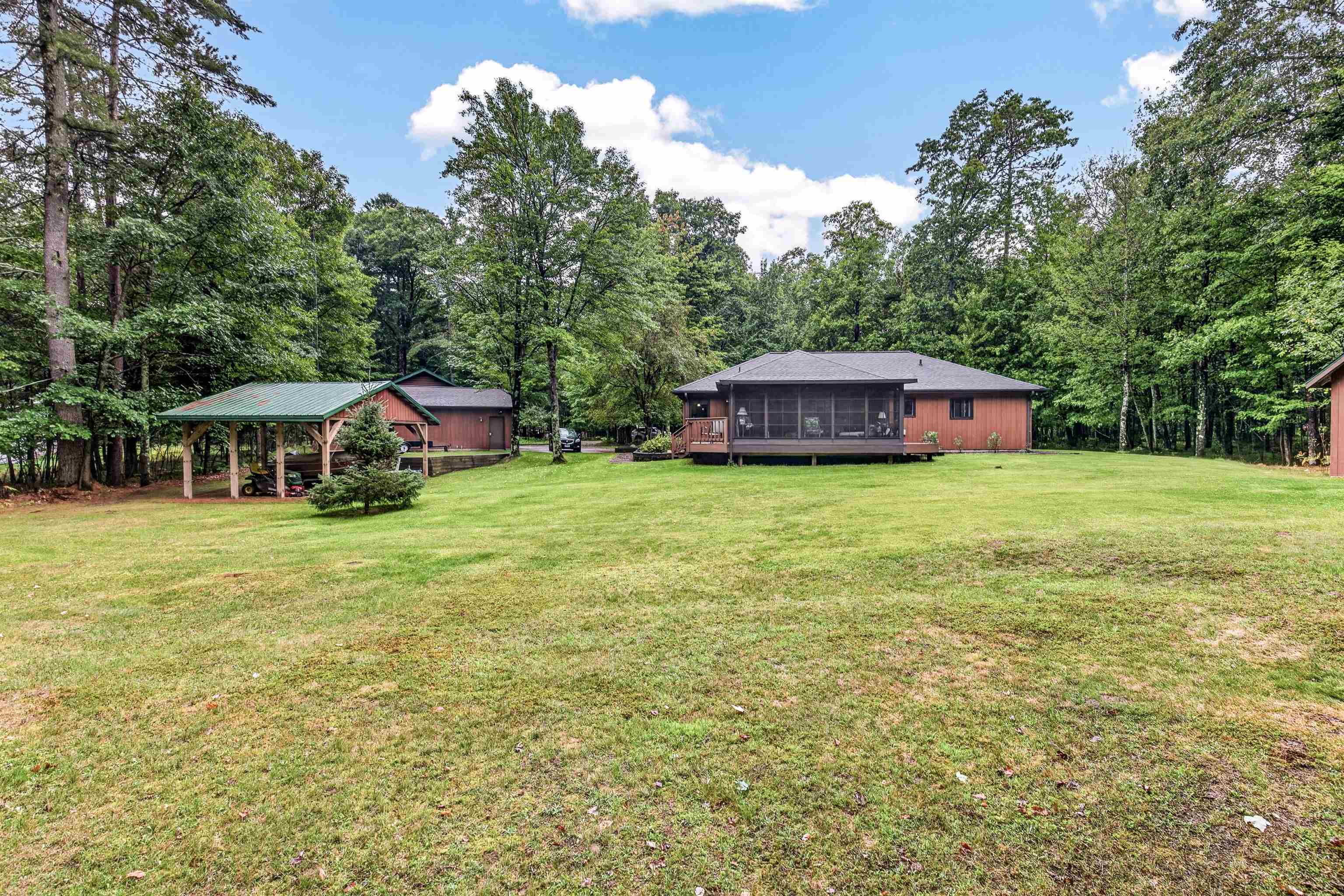 1806 BUCKHORN CIRCLE, Woodruff, Wisconsin 54568, 3 Bedrooms Bedrooms, ,3 BathroomsBathrooms,Residential,For Sale,1806 BUCKHORN CIRCLE,22604473