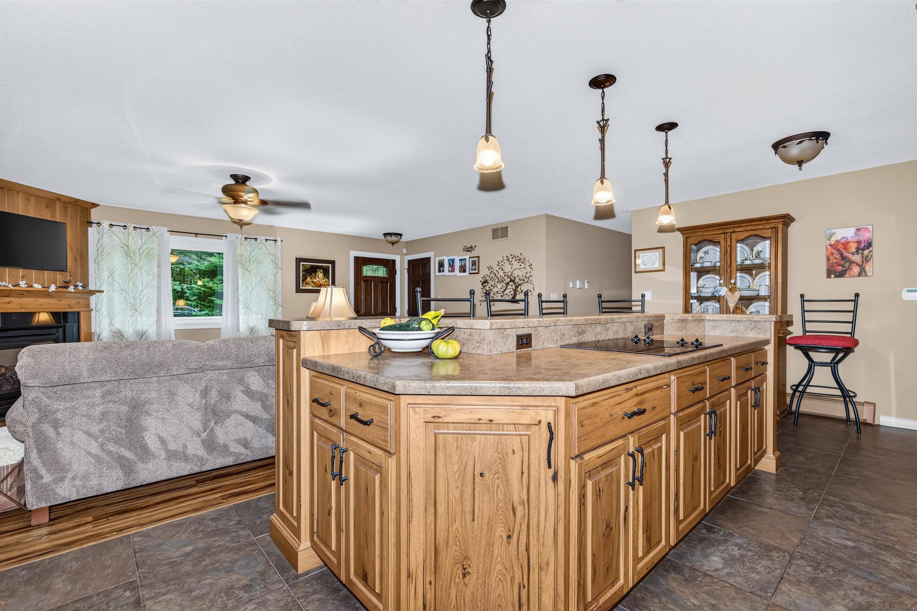 1806 BUCKHORN CIRCLE, Woodruff, Wisconsin 54568, 3 Bedrooms Bedrooms, ,3 BathroomsBathrooms,Residential,For Sale,1806 BUCKHORN CIRCLE,22604473