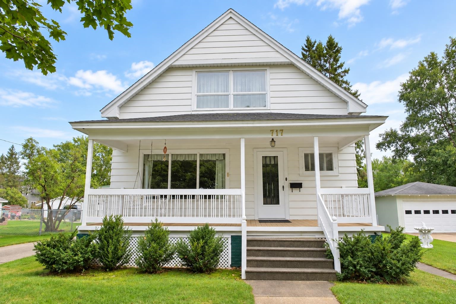 717 HUMBOLT AVENUE, Wausau, Wisconsin 54403, 4 Bedrooms Bedrooms, ,2 BathroomsBathrooms,Residential,For Sale,717 HUMBOLT AVENUE,22604477