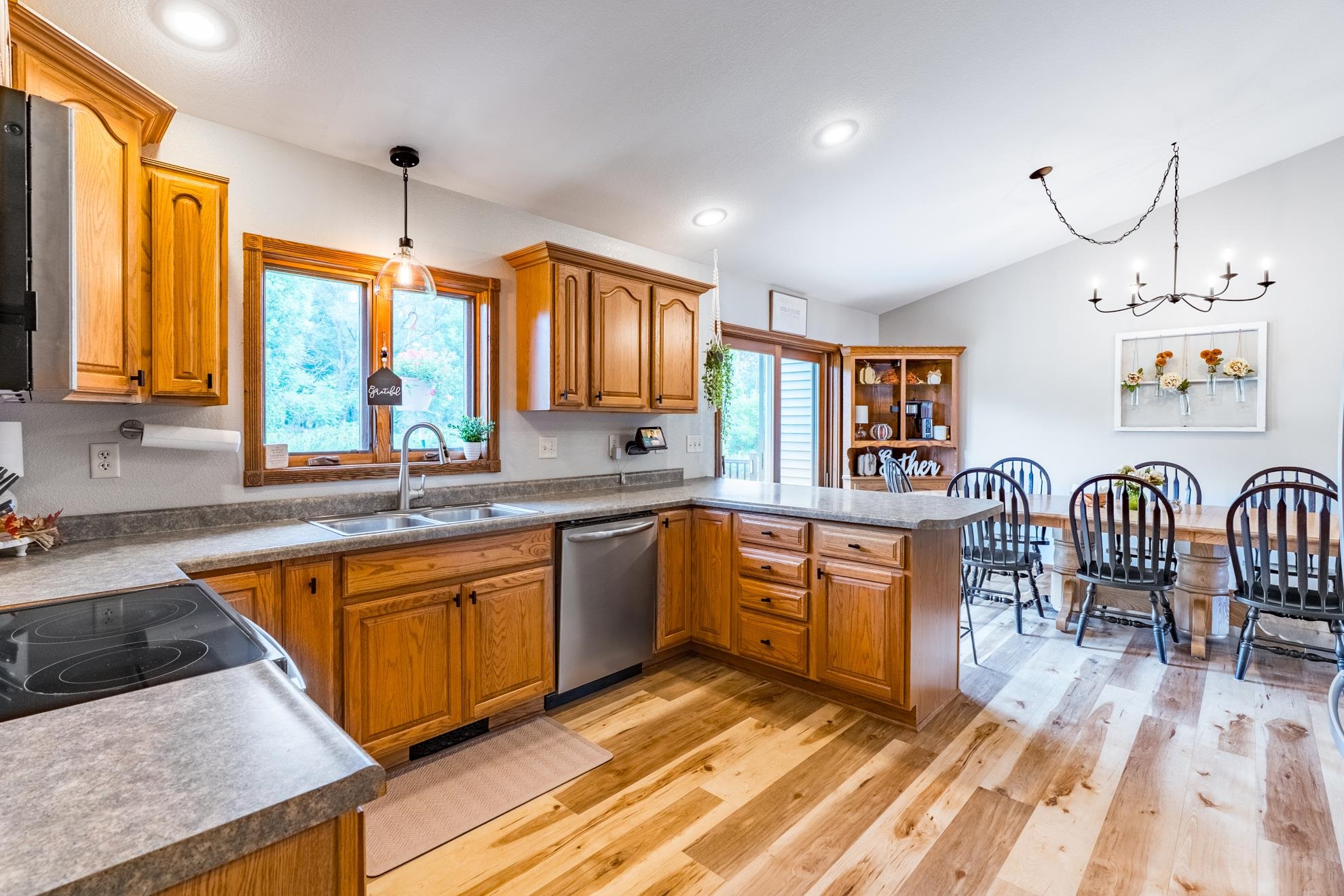 1907 BRANDON CIRCLE, Wausau, Wisconsin 54401, 4 Bedrooms Bedrooms, ,3 BathroomsBathrooms,Residential,For Sale,1907 BRANDON CIRCLE,22604482